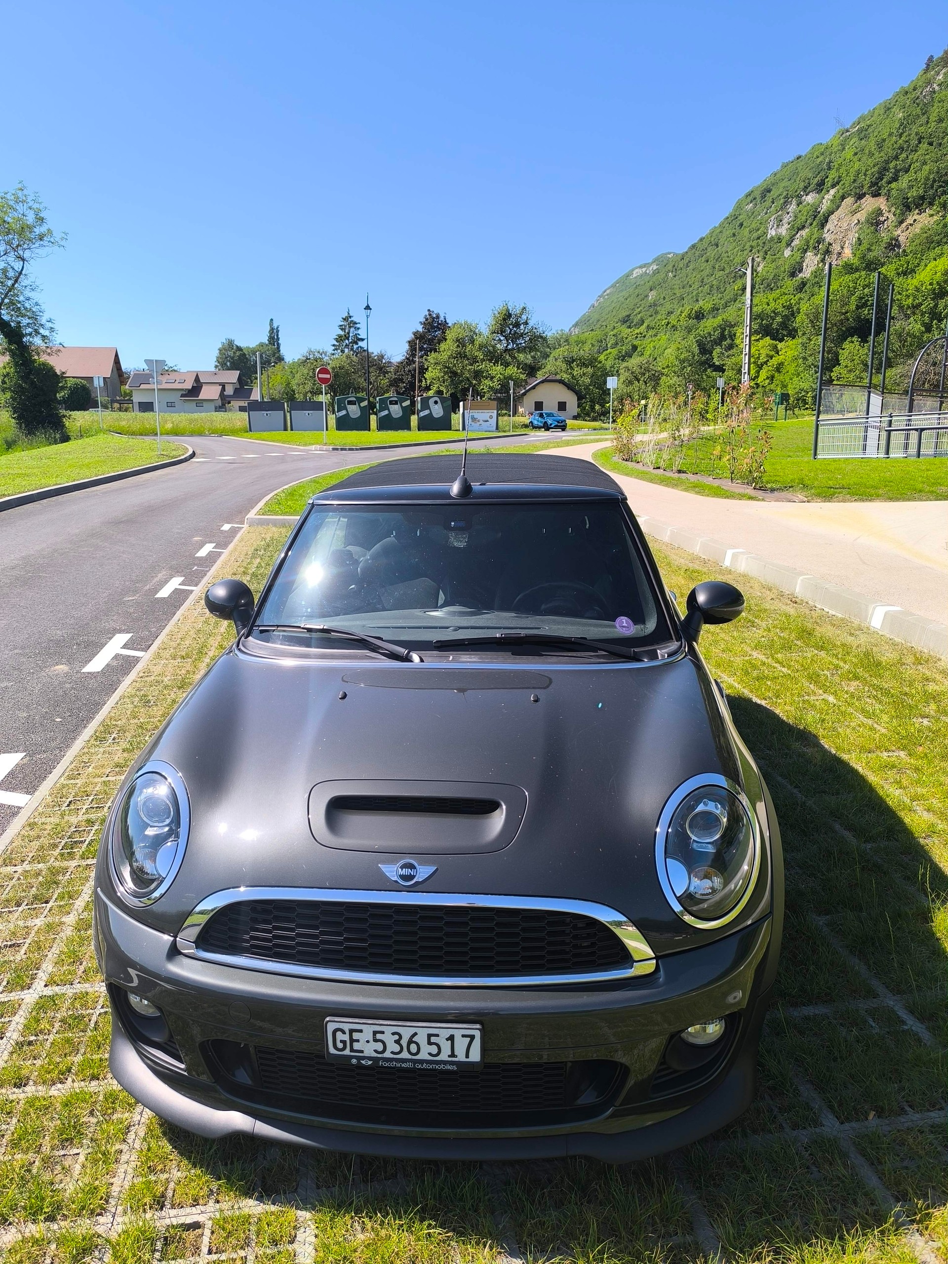 MINI 1.6i Cooper S-image-1