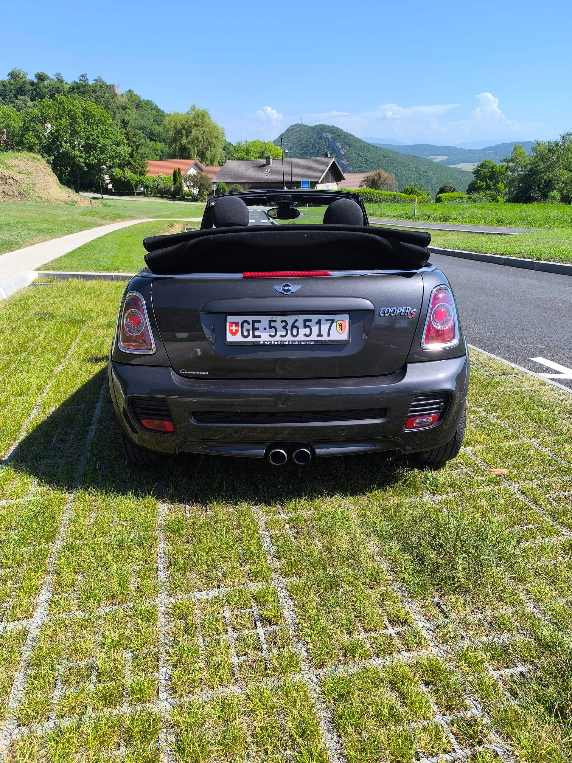 MINI 1.6i Cooper S-image-3