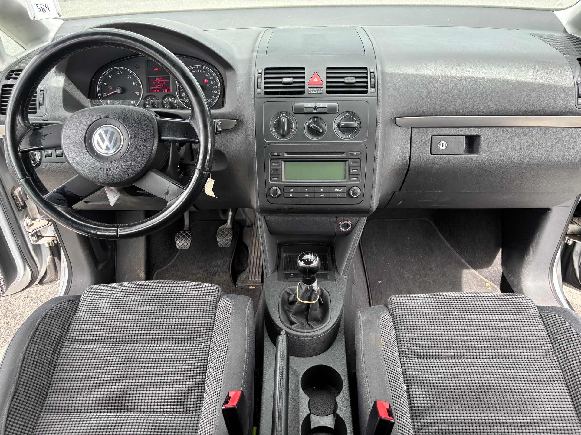 VW Touran 2.0 FSI Trendline-image-6