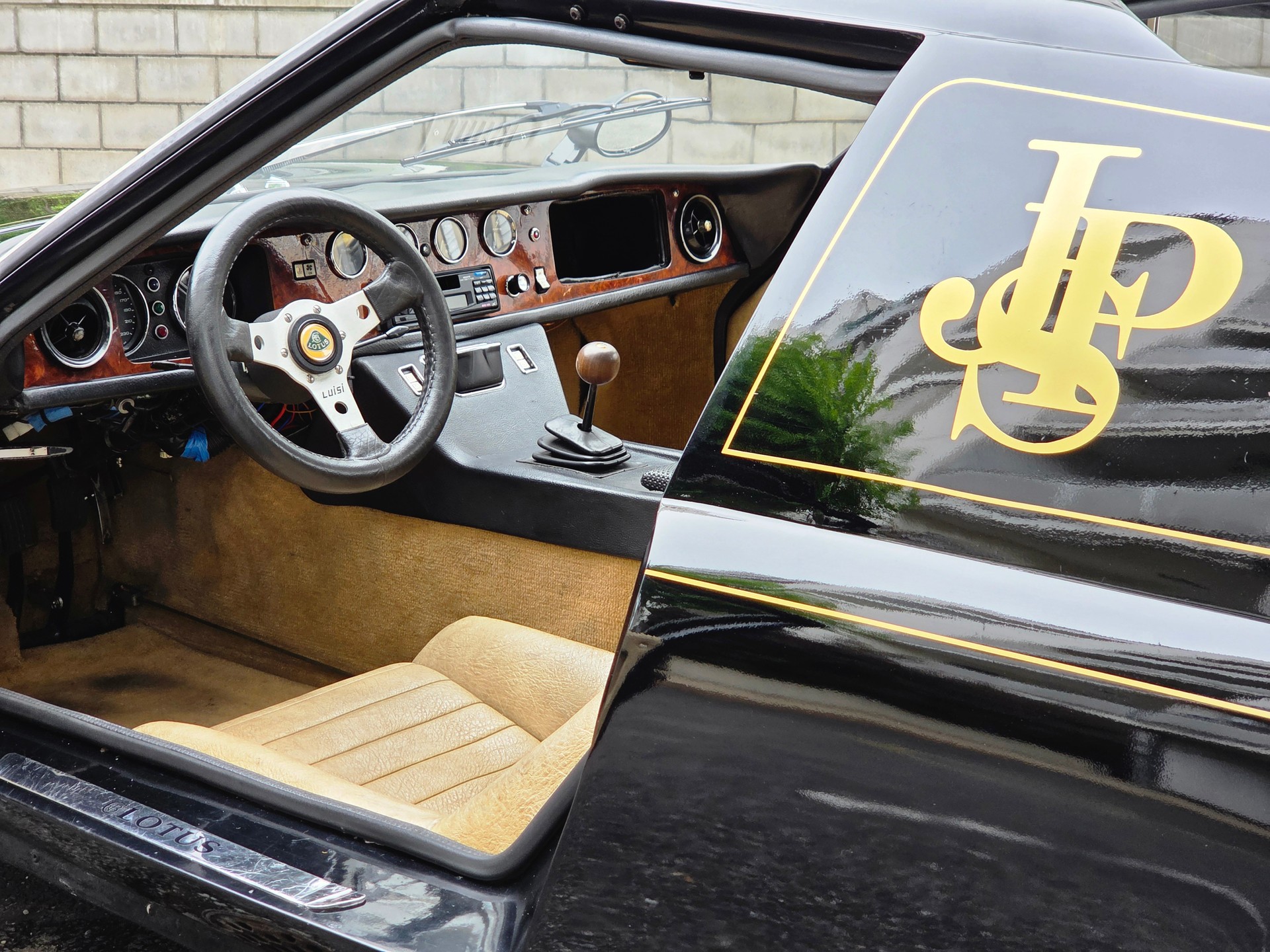 LOTUS Europe saloon - déco John Player Special - excellent état - moteur refait à neuf - expertisée vétéran 09.25.-image-8