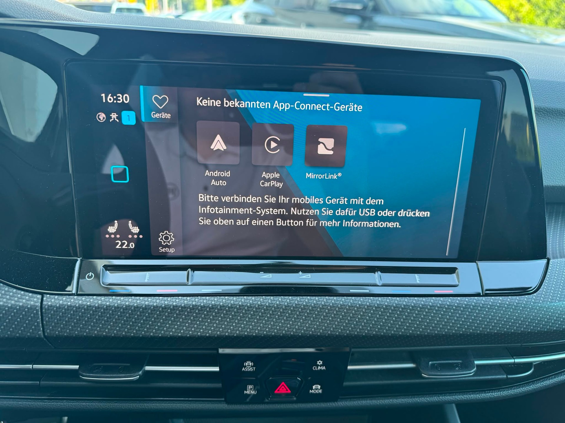 VW Golf Variant 2.0 TSI R-Line DSG 4Motion-image-14