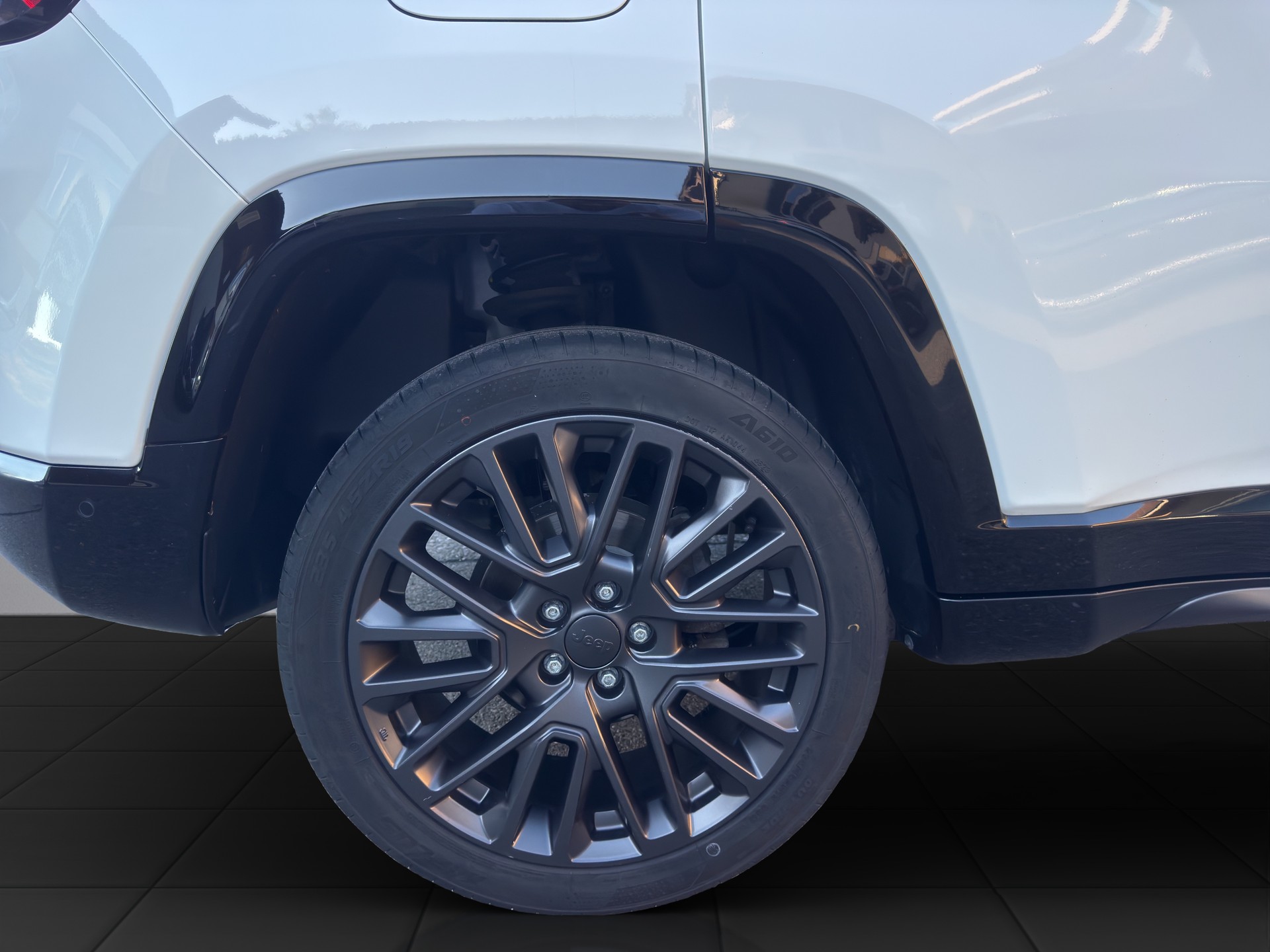 JEEP Compass 1.3 Turbo Limited-image-4