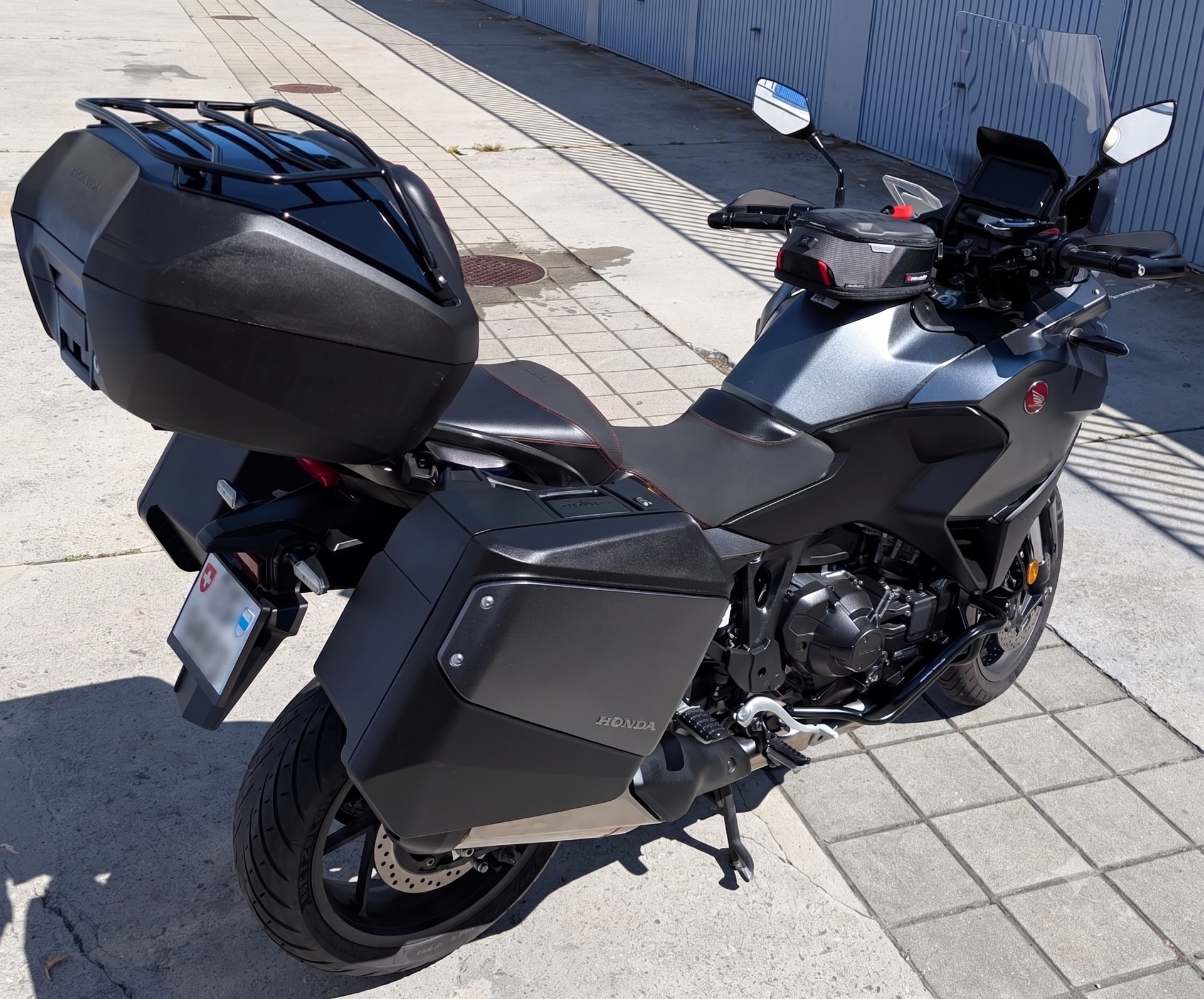 HONDA NT 1100 DCT-image-2