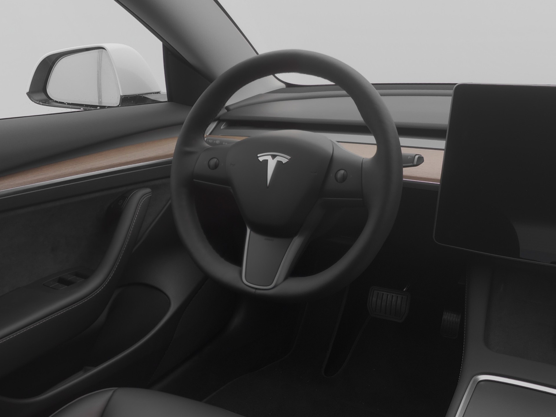 TESLA Model 3 Standard Range Plus Rear-Wheel Drive-image-6