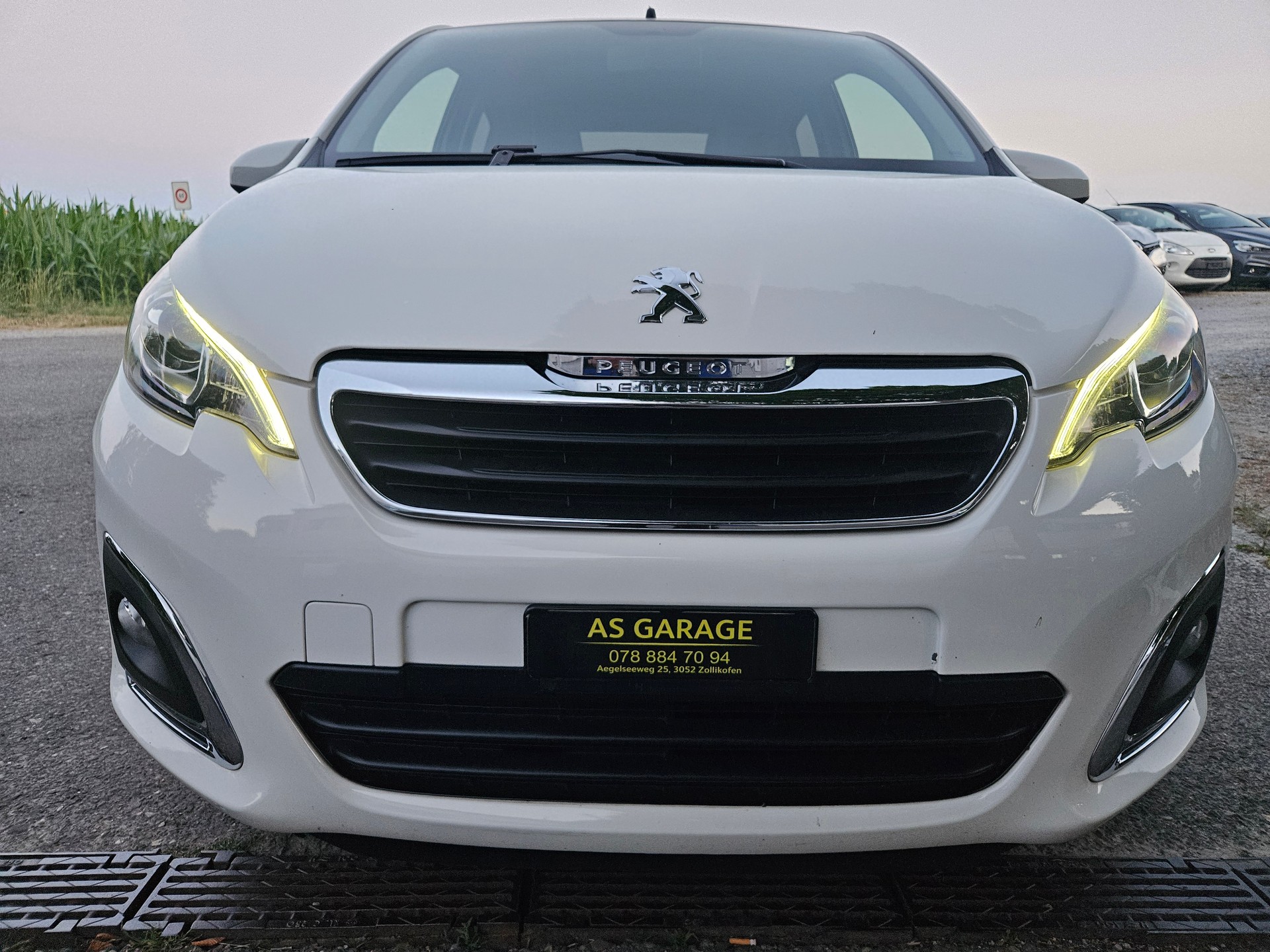 PEUGEOT 108 1.0 VTi Allure Top ETG-image-1