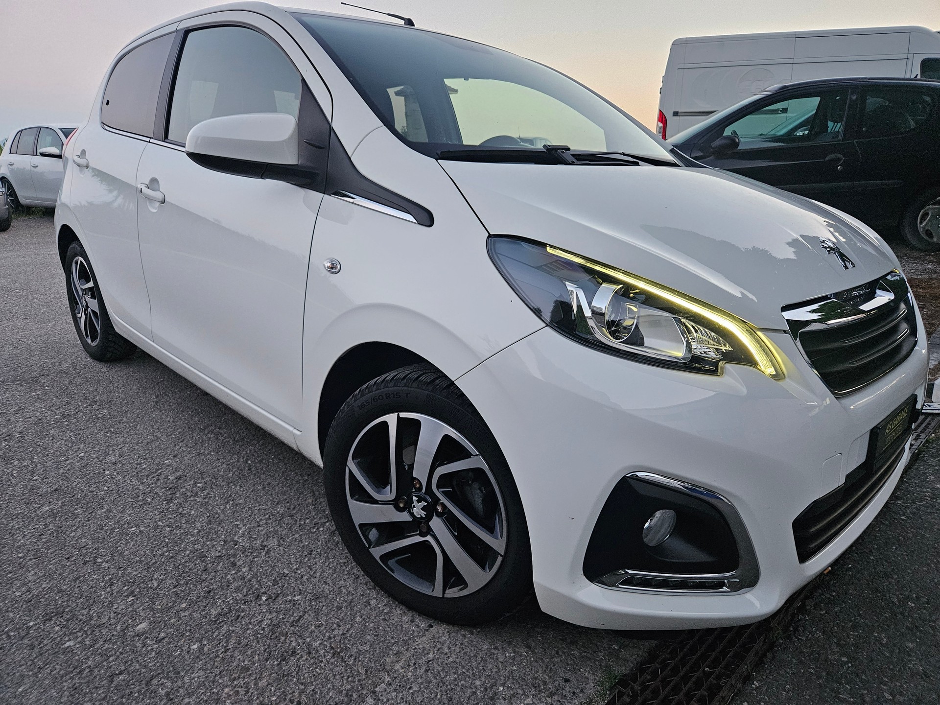 PEUGEOT 108 1.0 VTi Allure Top ETG