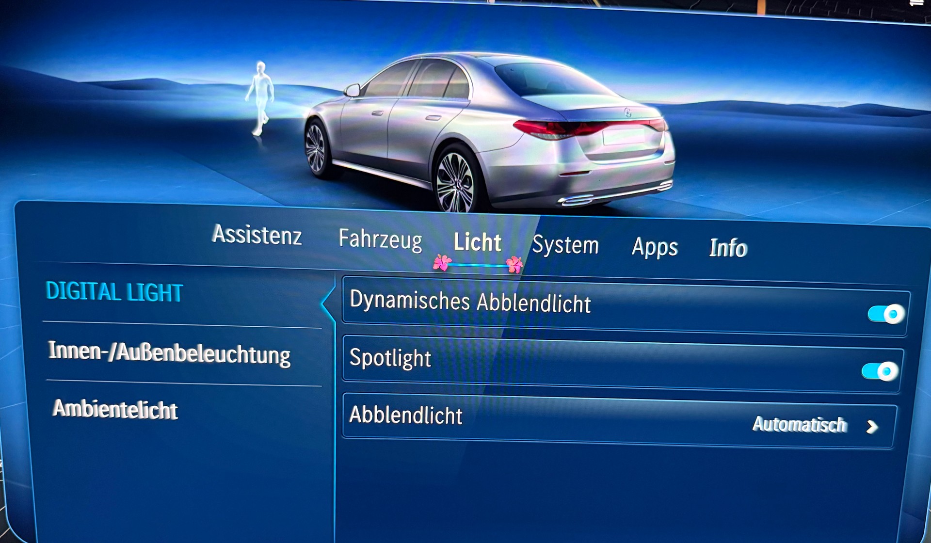 MERCEDES-BENZ E 200 EXCLUSIVE 9G-Tronic 4Matic-image-23