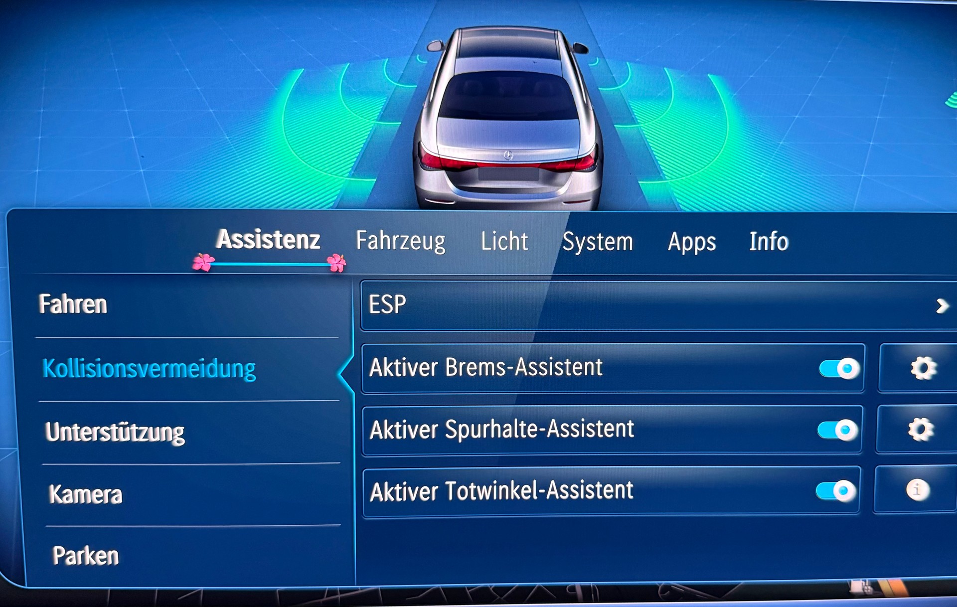 MERCEDES-BENZ E 200 EXCLUSIVE 9G-Tronic 4Matic-image-17