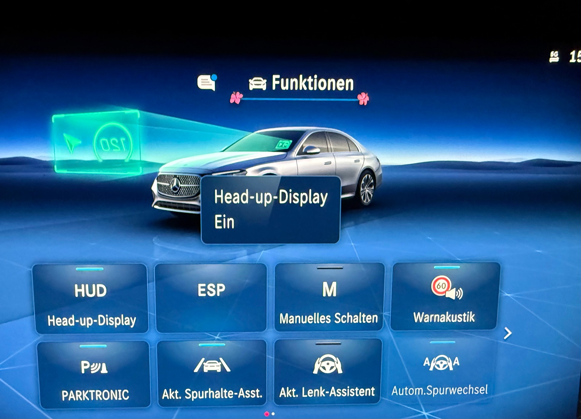 MERCEDES-BENZ E 200 EXCLUSIVE 9G-Tronic 4Matic-image-16