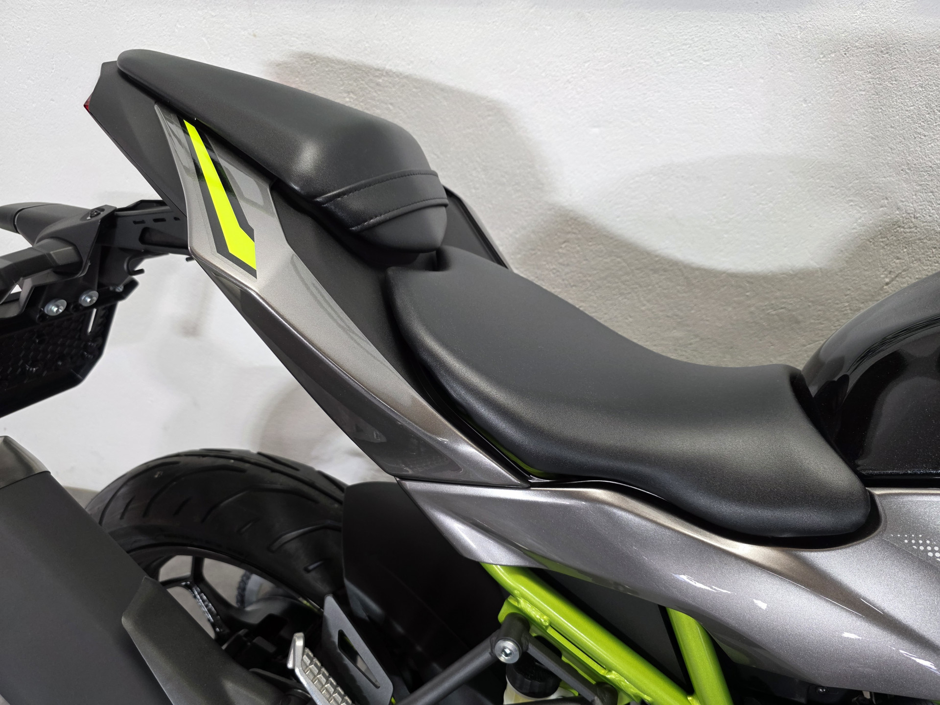 KAWASAKI Ninja 125-image-4
