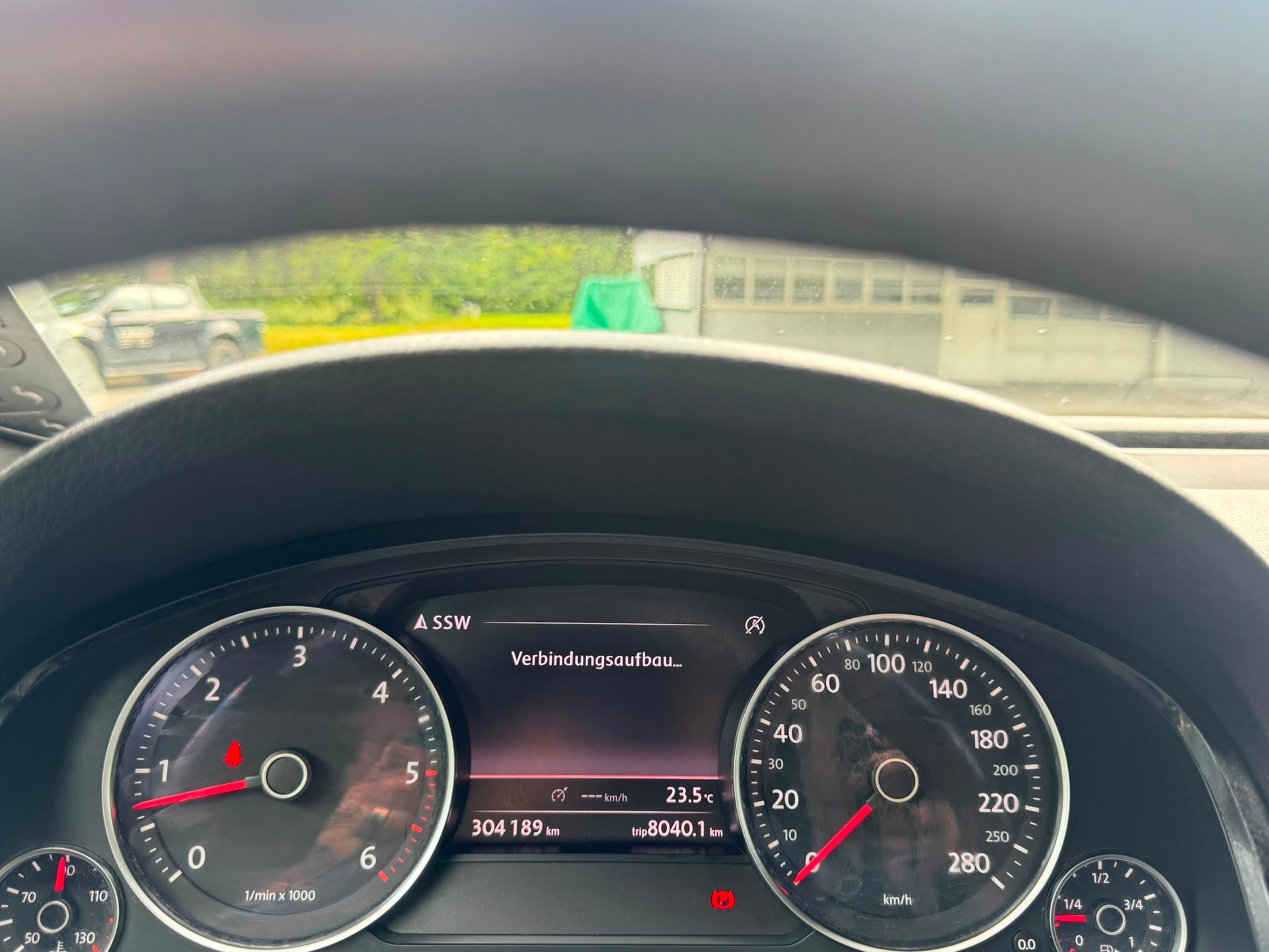 VW Touareg 3.0 TDI BlueMotion Technology Tiptronic-image-9