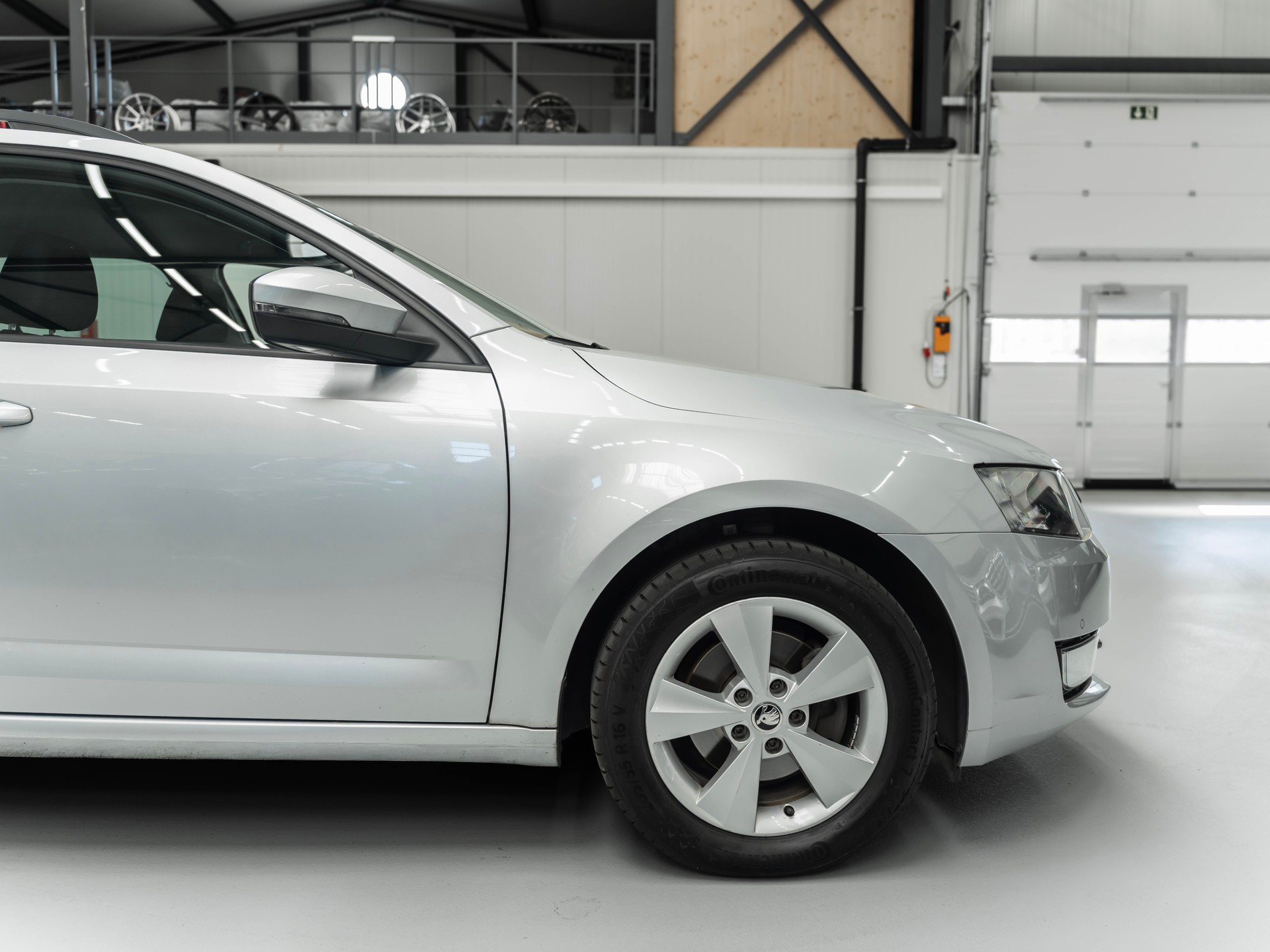 SKODA Octavia Combi 1.4 TSI G-tec Elegance CNG-image-17