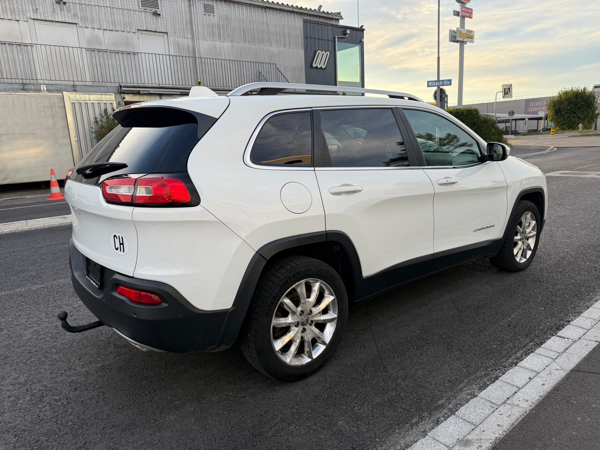 JEEP Cherokee 2.2TD Longitude AWD 9ATX-image-4