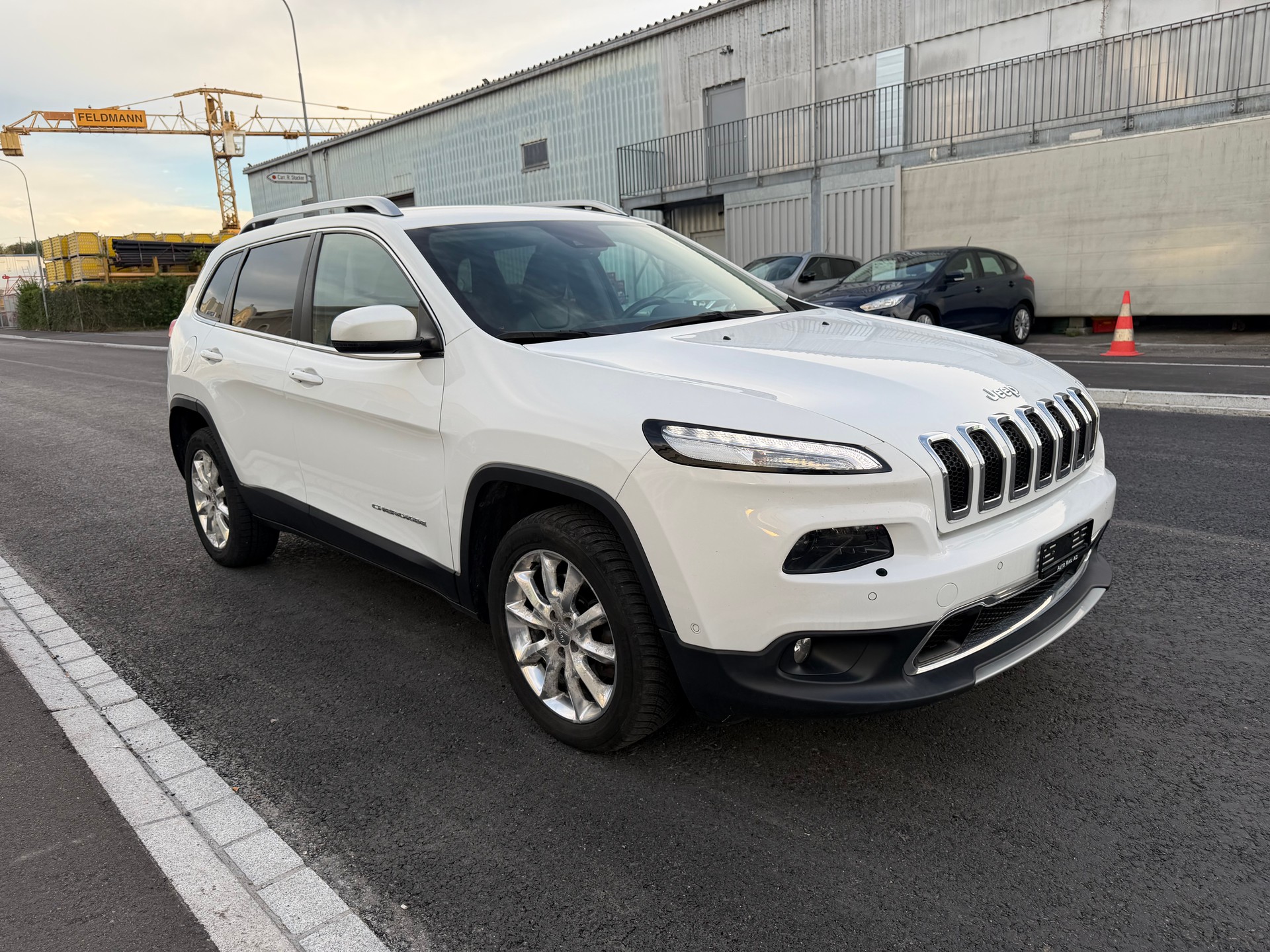 JEEP Cherokee 2.2TD Longitude AWD 9ATX-showroom-element-3