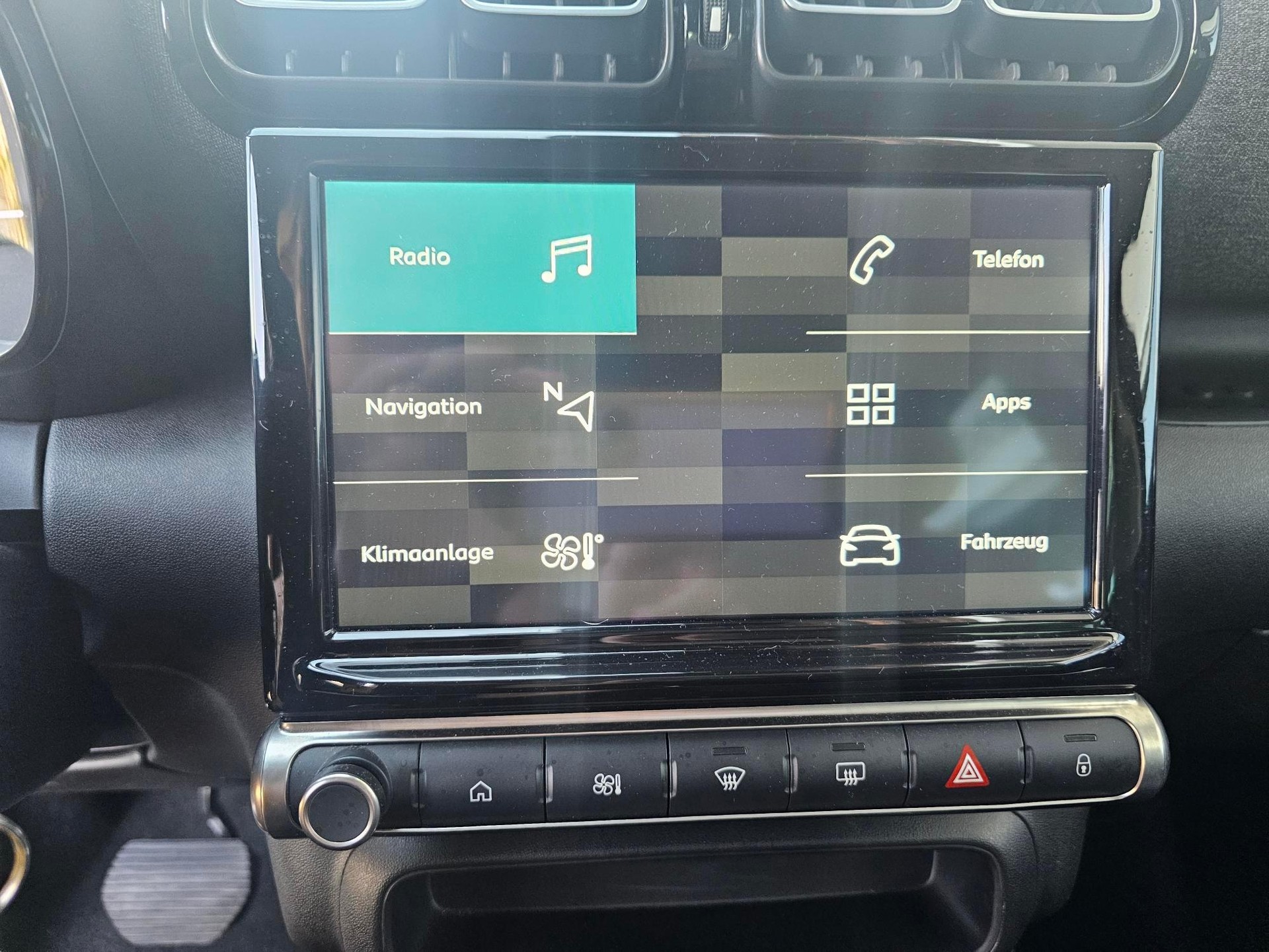 CITROEN C3 Aircross 1.2 PureTech 130 Swiss Edition-image-12