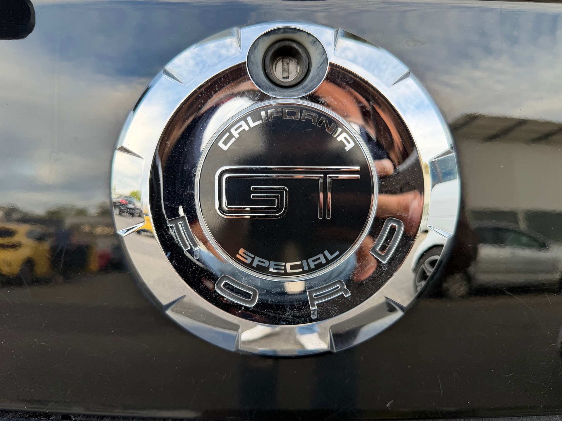 FORD Mustang GT California Special Convertible-image-12