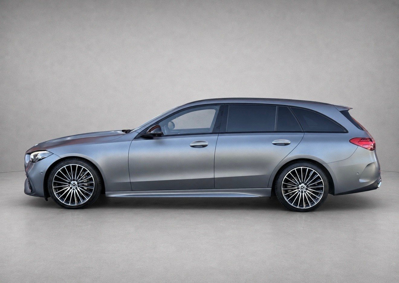 MERCEDES-BENZ C 220 d T 4Matic AMG Line-showroom-element-1
