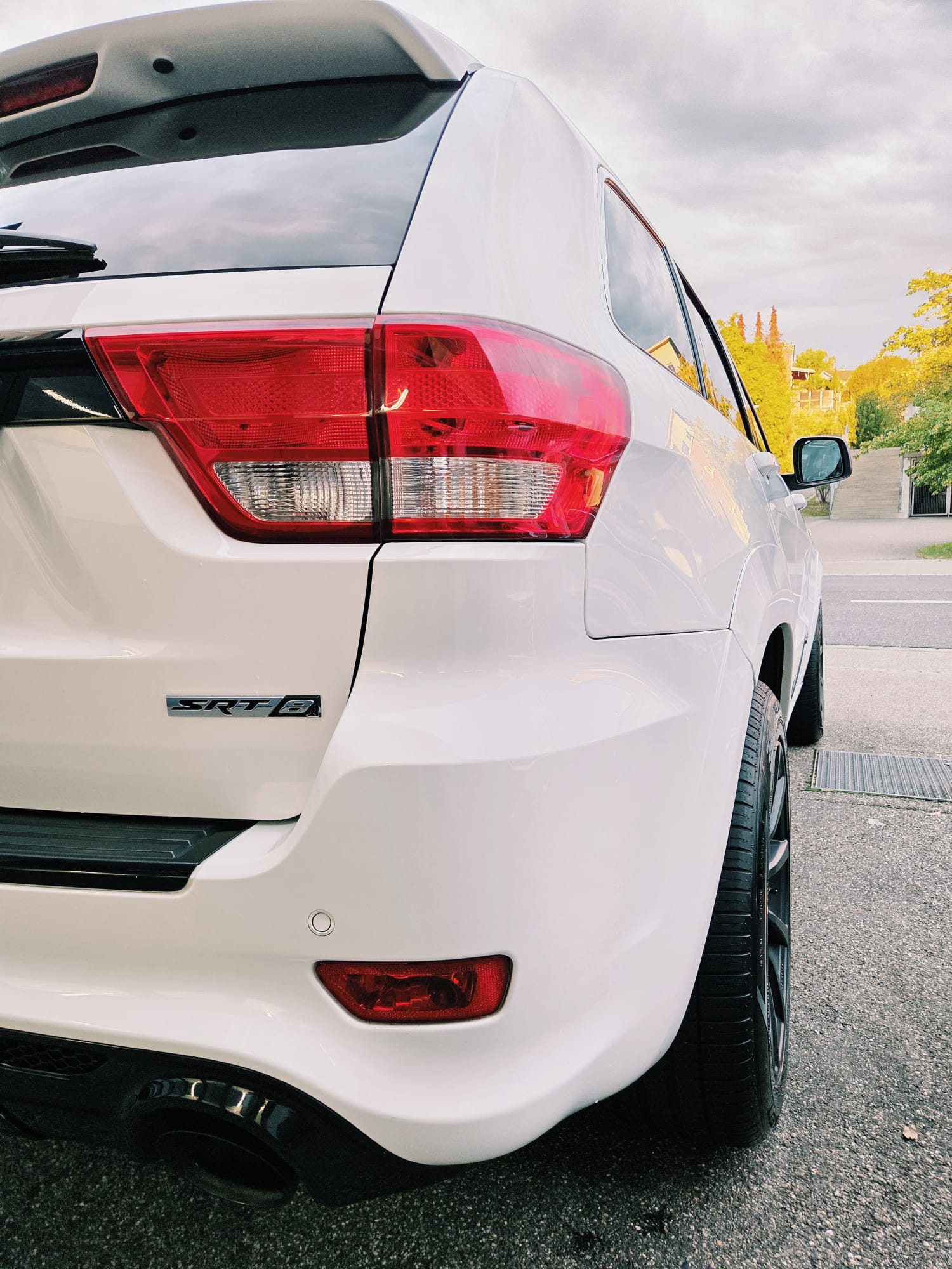 JEEP Grand Cherokee 6.4 SRT8 Automatic-image-3