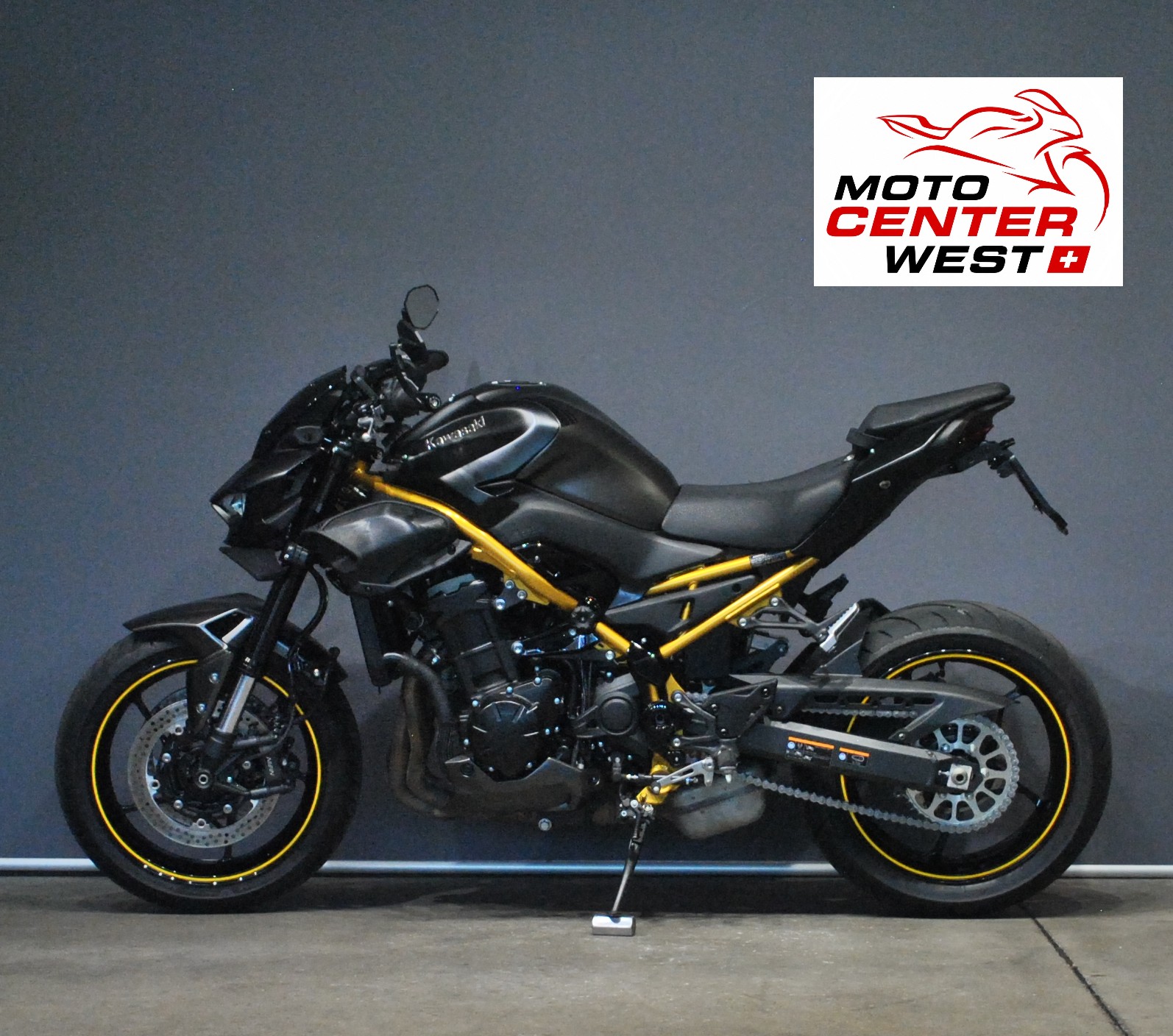 KAWASAKI Z 900 (35kW)-image-2