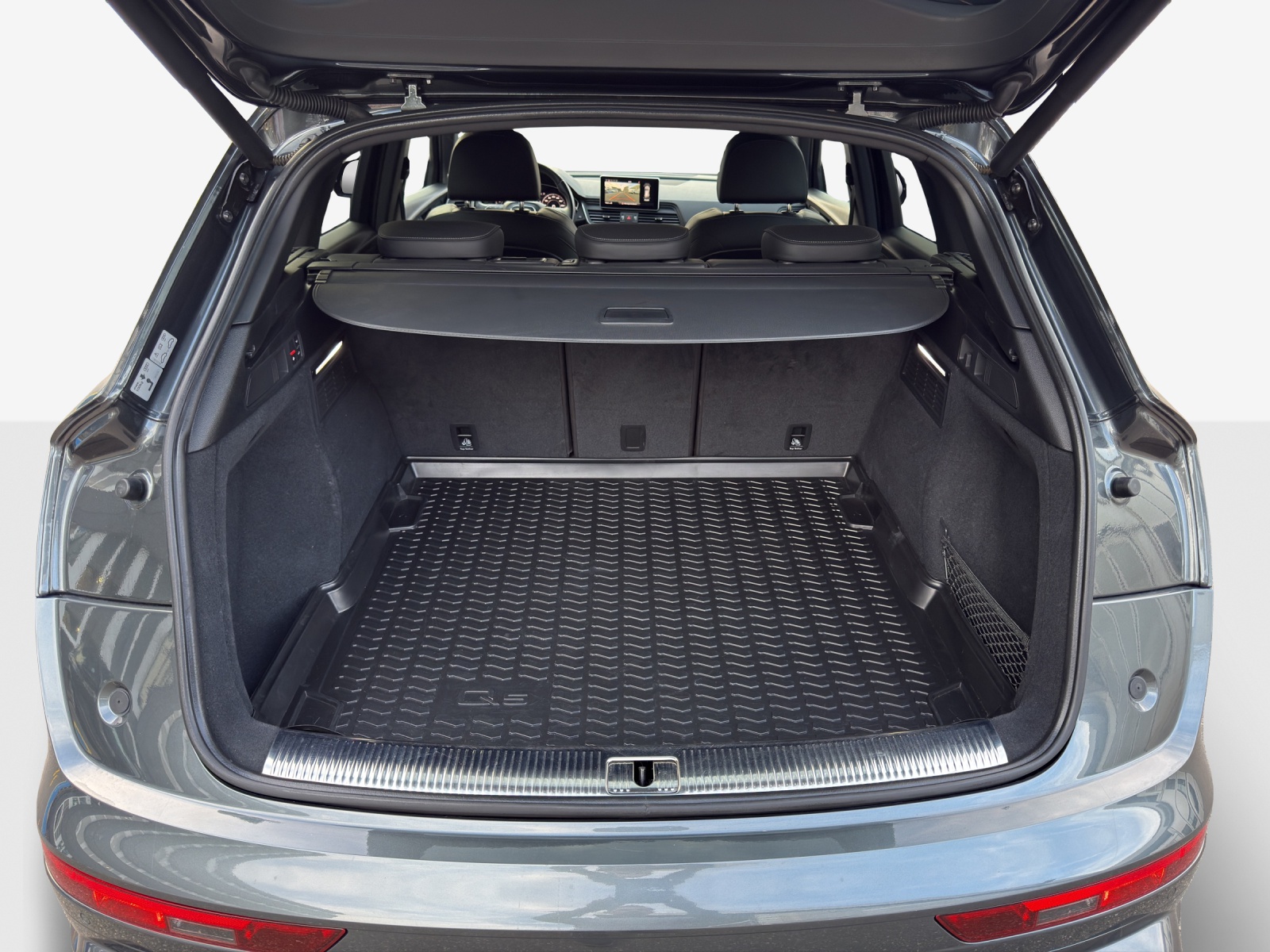 AUDI SQ5 3.0 TFSI quattro S-tronic-image-12