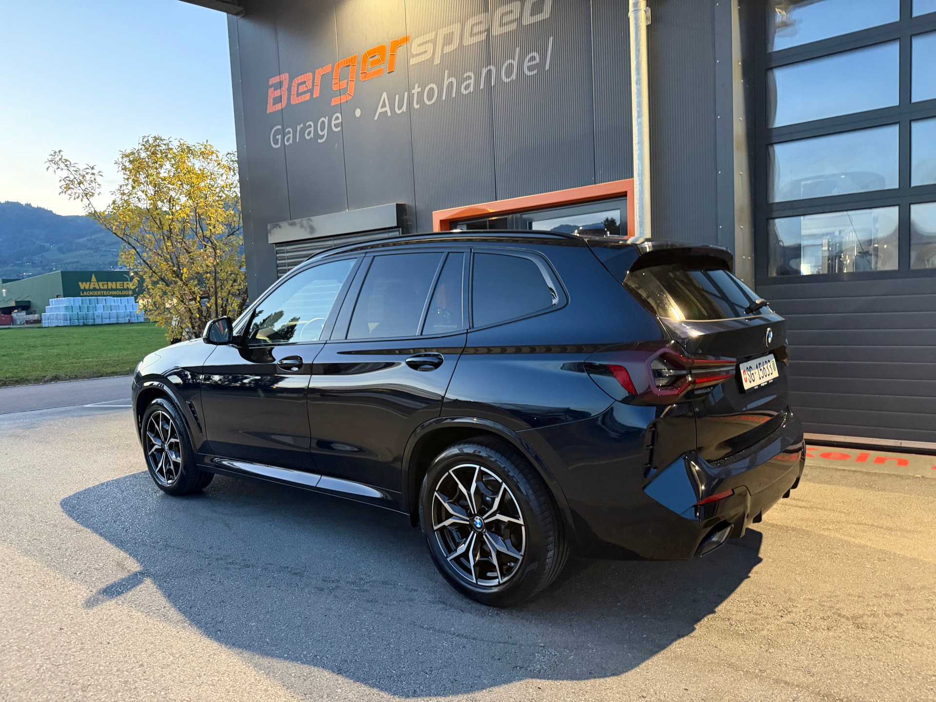 BMW X3 xDrive 48V 20d M Sport-showroom-element-3