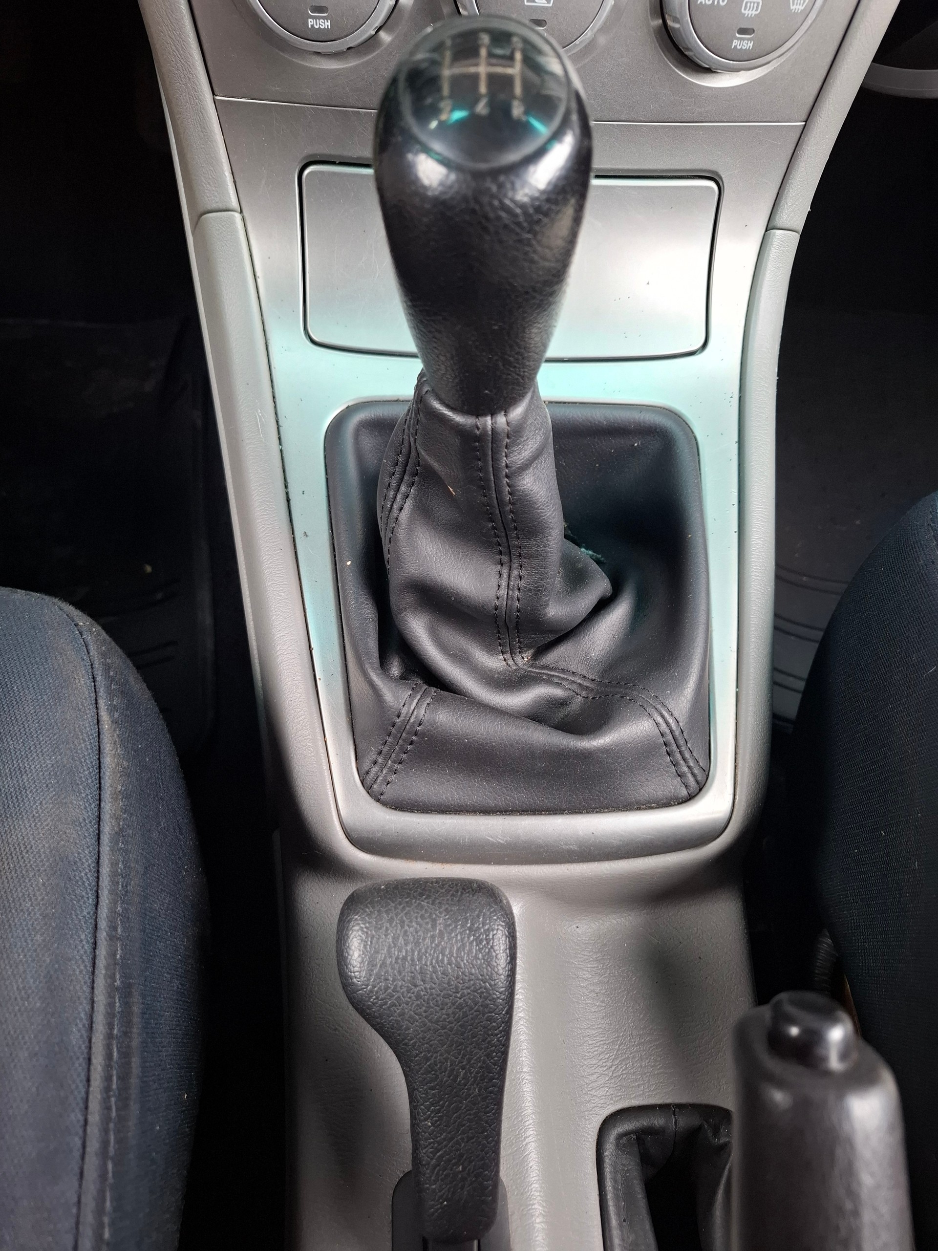SUBARU Forester 2.0X Advantage-image-6