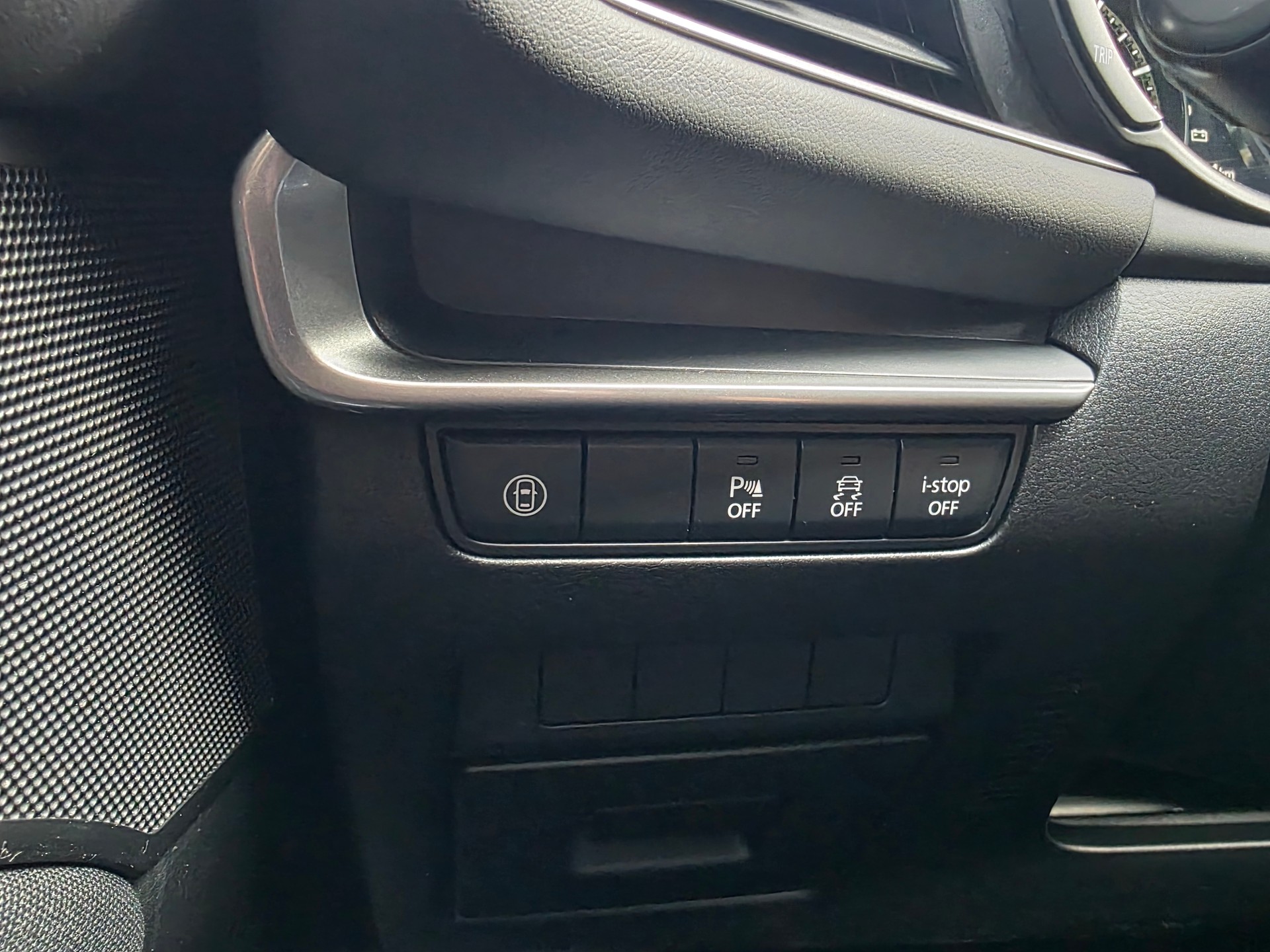 MAZDA 3 Hatchback SKYACTIV-X M Hybrid 180 Ambition AWD Automat-image-15