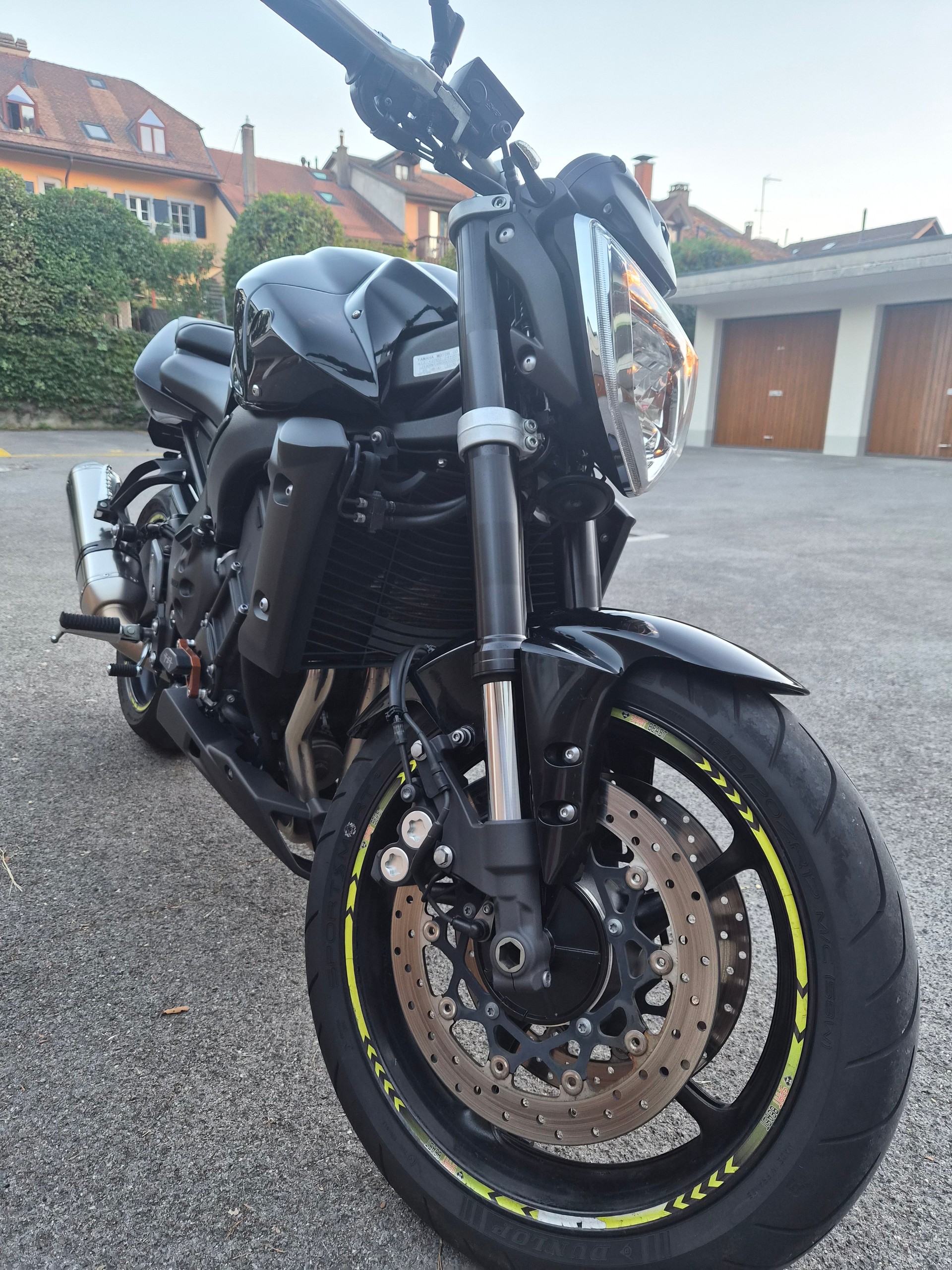 YAMAHA FZ1 N ABS-image-1