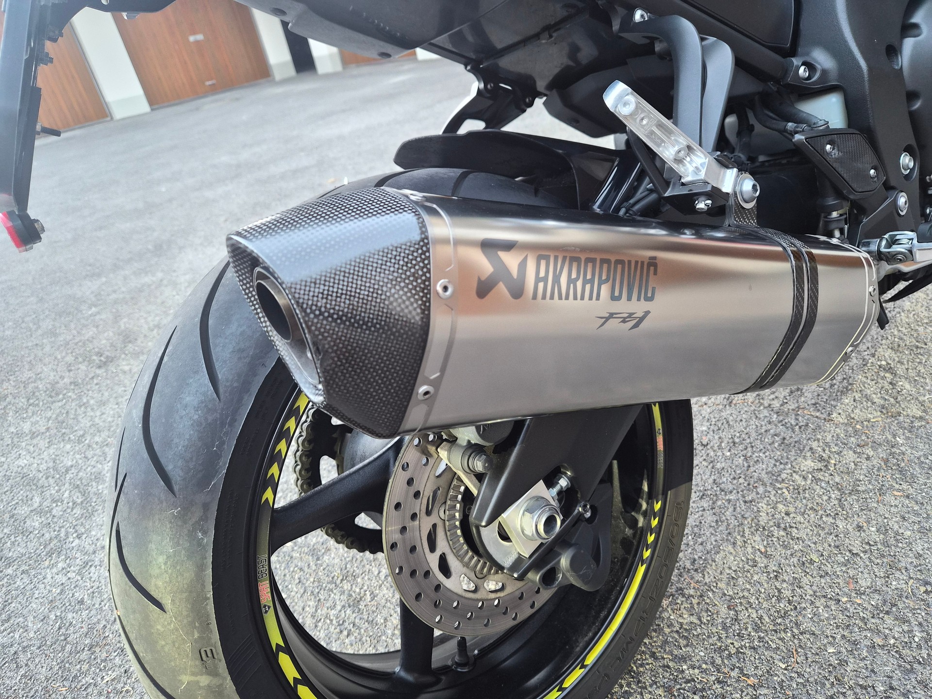 YAMAHA FZ1 N ABS-image-4