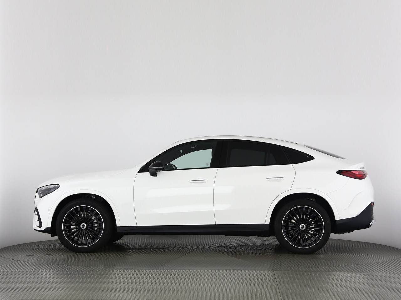 MERCEDES-BENZ GLC Coupé 220 d 4Matic 9G-Tronic-showroom-element-1