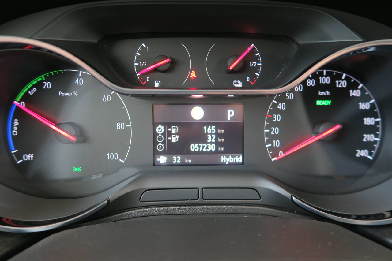 OPEL Grandland X 1.6 T PHEV Ultimate 4x4-image-5