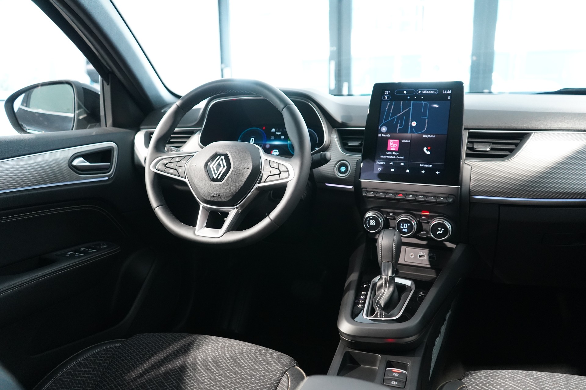 RENAULT Arkana 1.6 E-Tech Techno-image-11