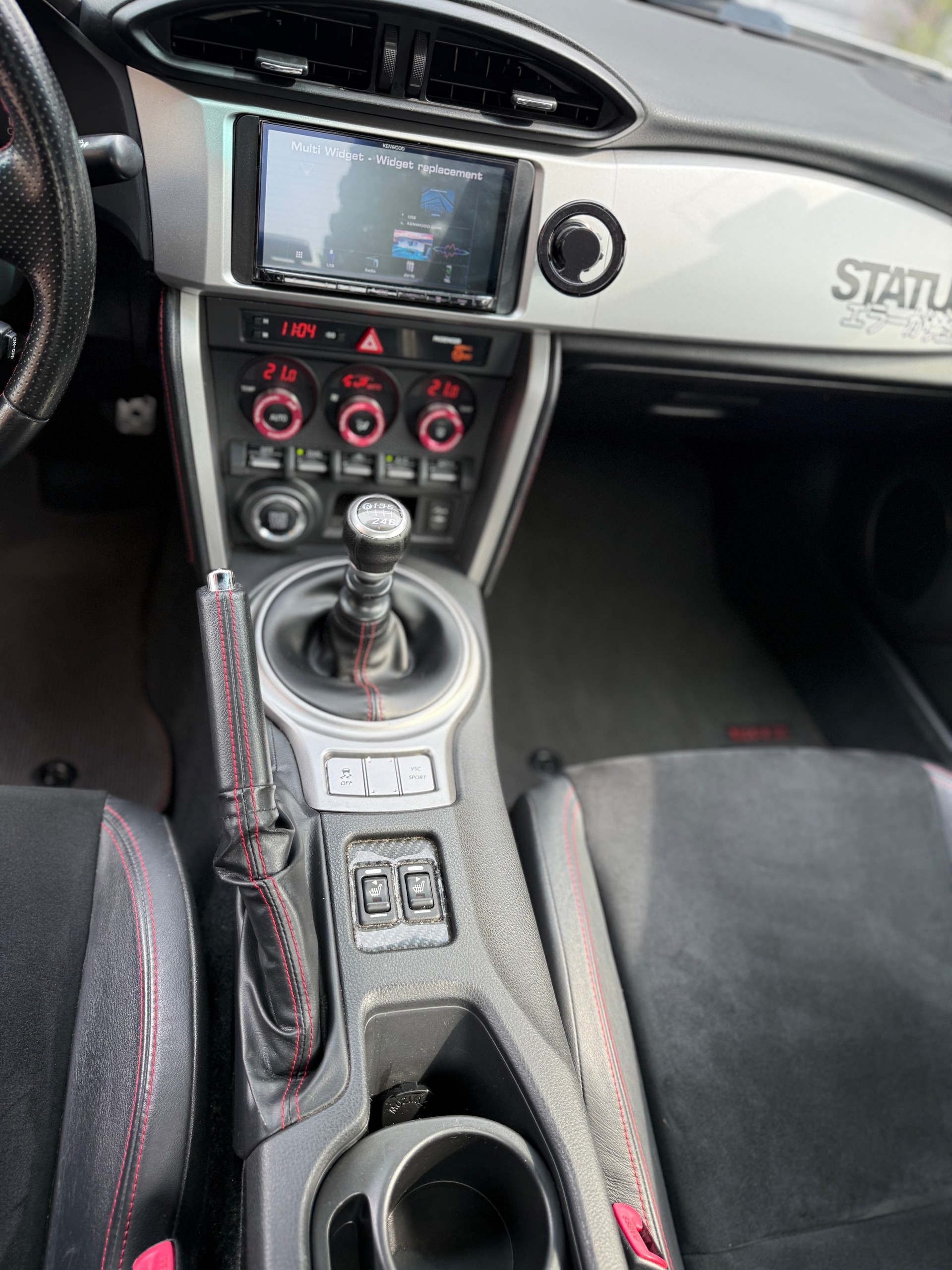 SUBARU BRZ 2.0R-image-11