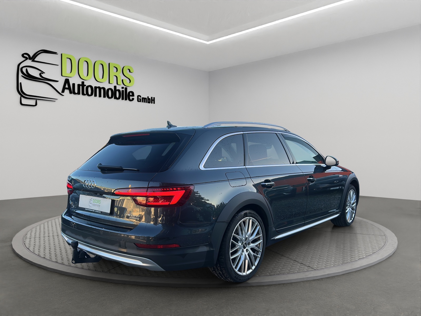 AUDI A4 allroad 3.0 TDI quattro S-tronic-showroom-element-3