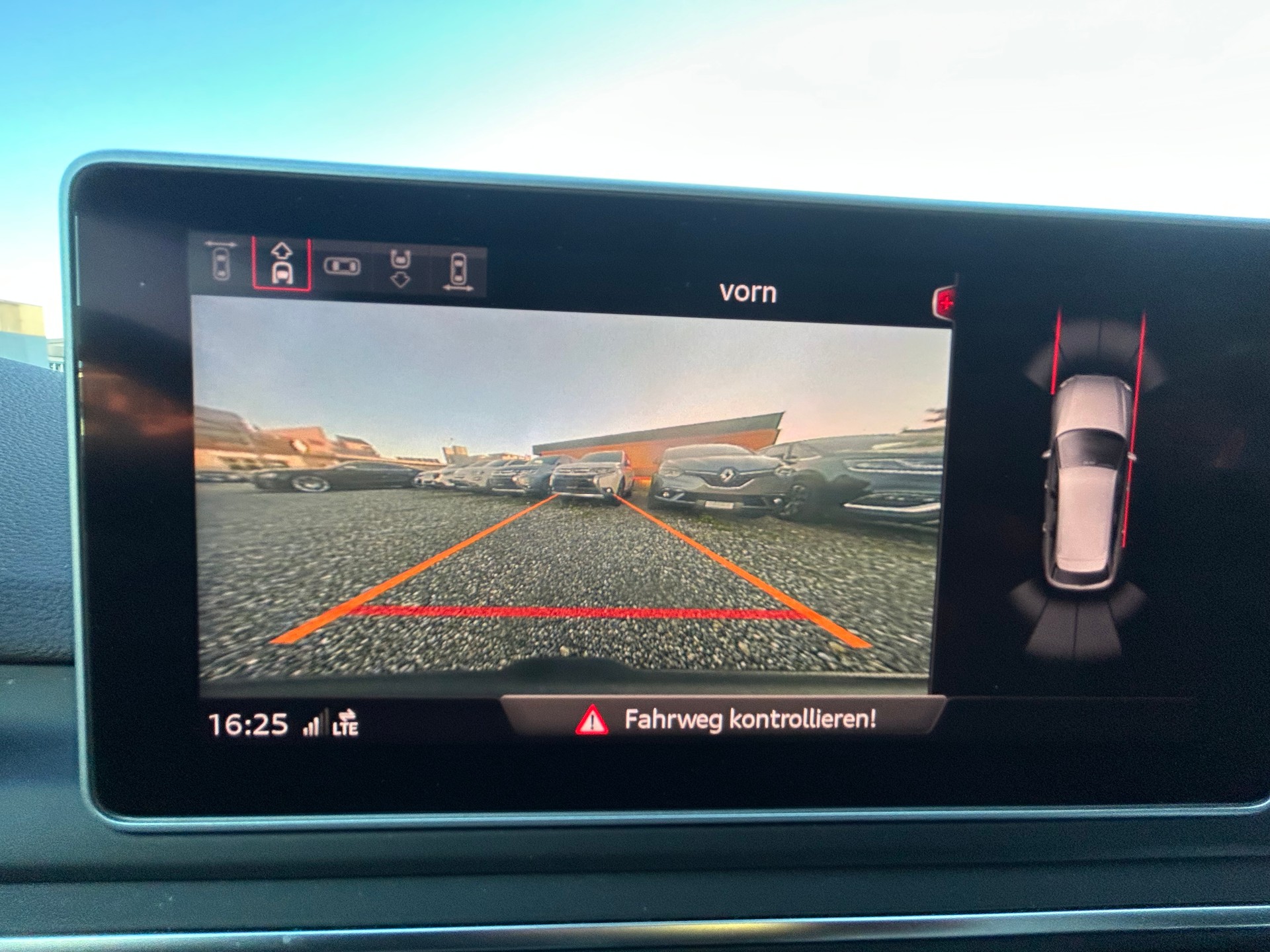 AUDI A4 allroad 3.0 TDI quattro S-tronic-image-22