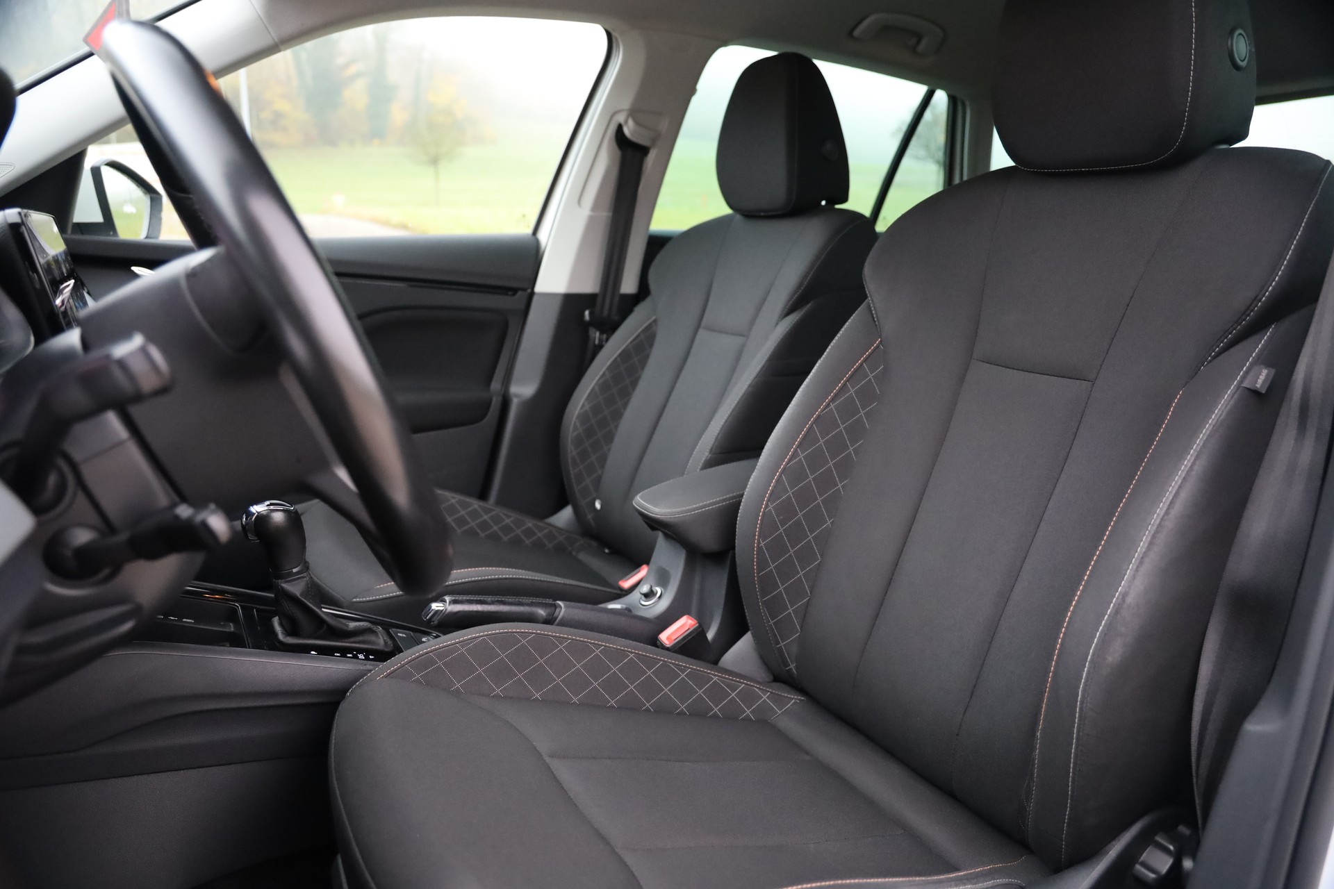 SKODA Kamiq 1.5 TSI ACT Ambition DSG-image-8