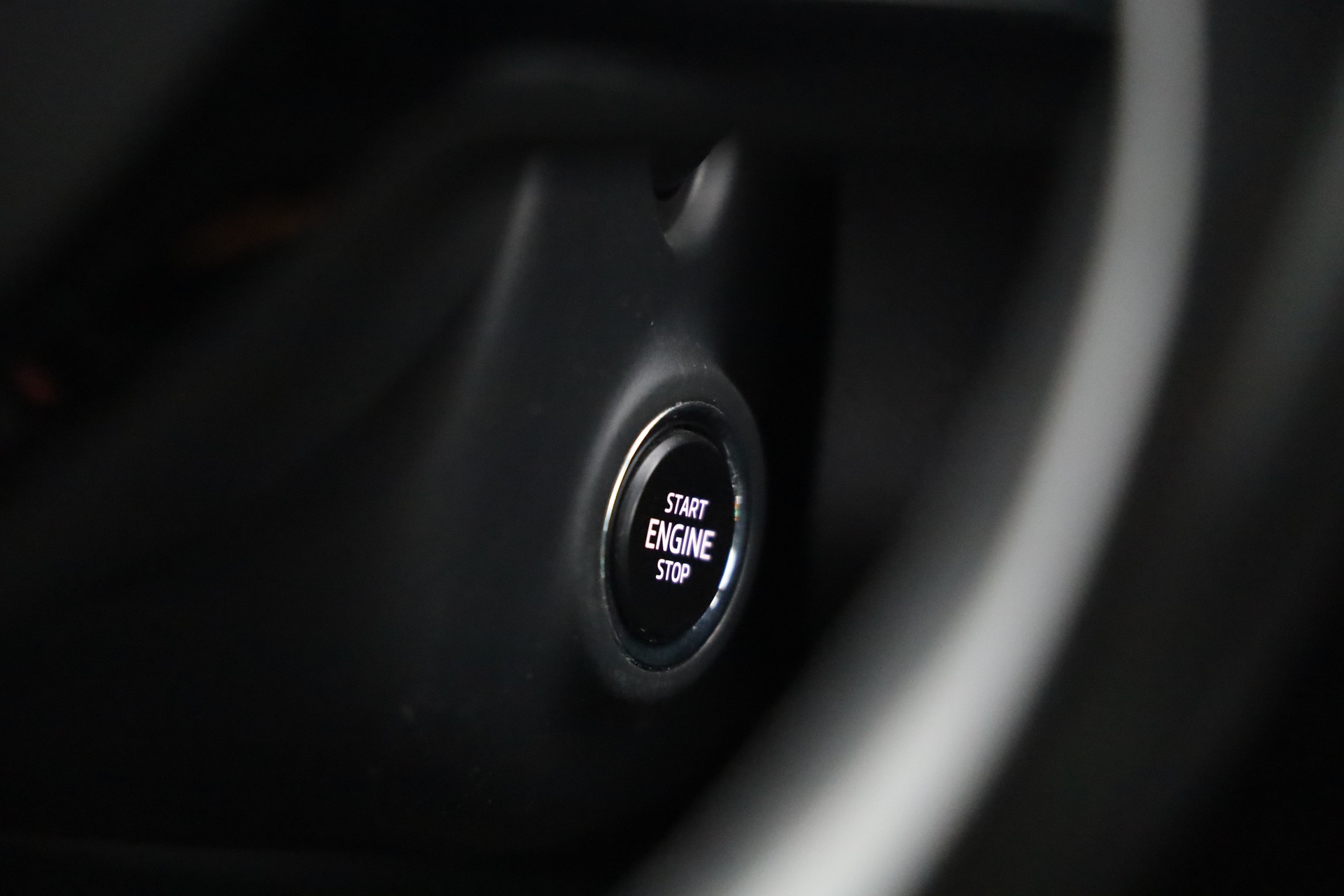 SKODA Kamiq 1.5 TSI ACT Ambition DSG-image-17
