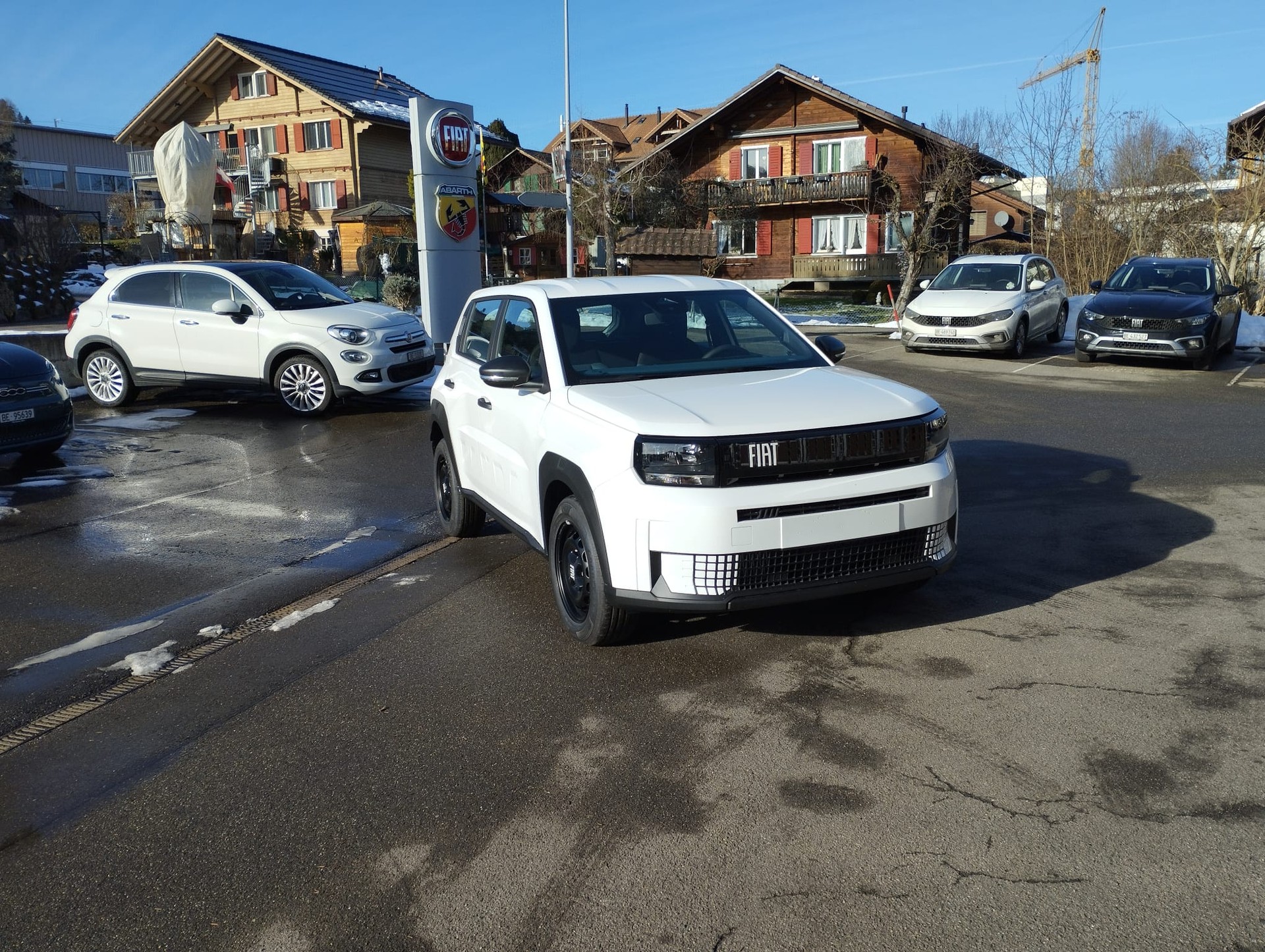 FIAT Grande Panda MHEV Pop-showroom-element-1