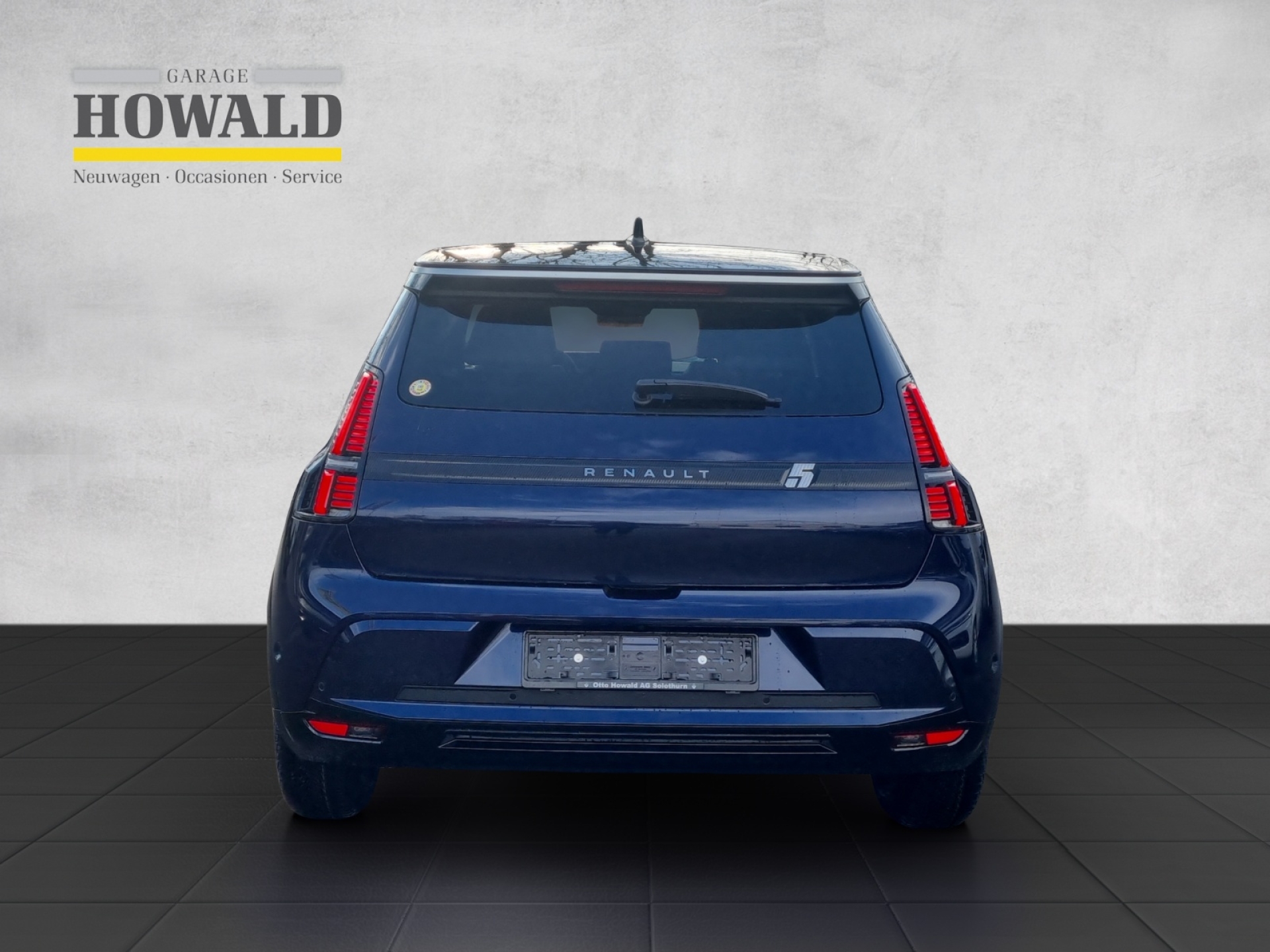 RENAULT R5 E-TECH ELECTRIC-showroom-element-3