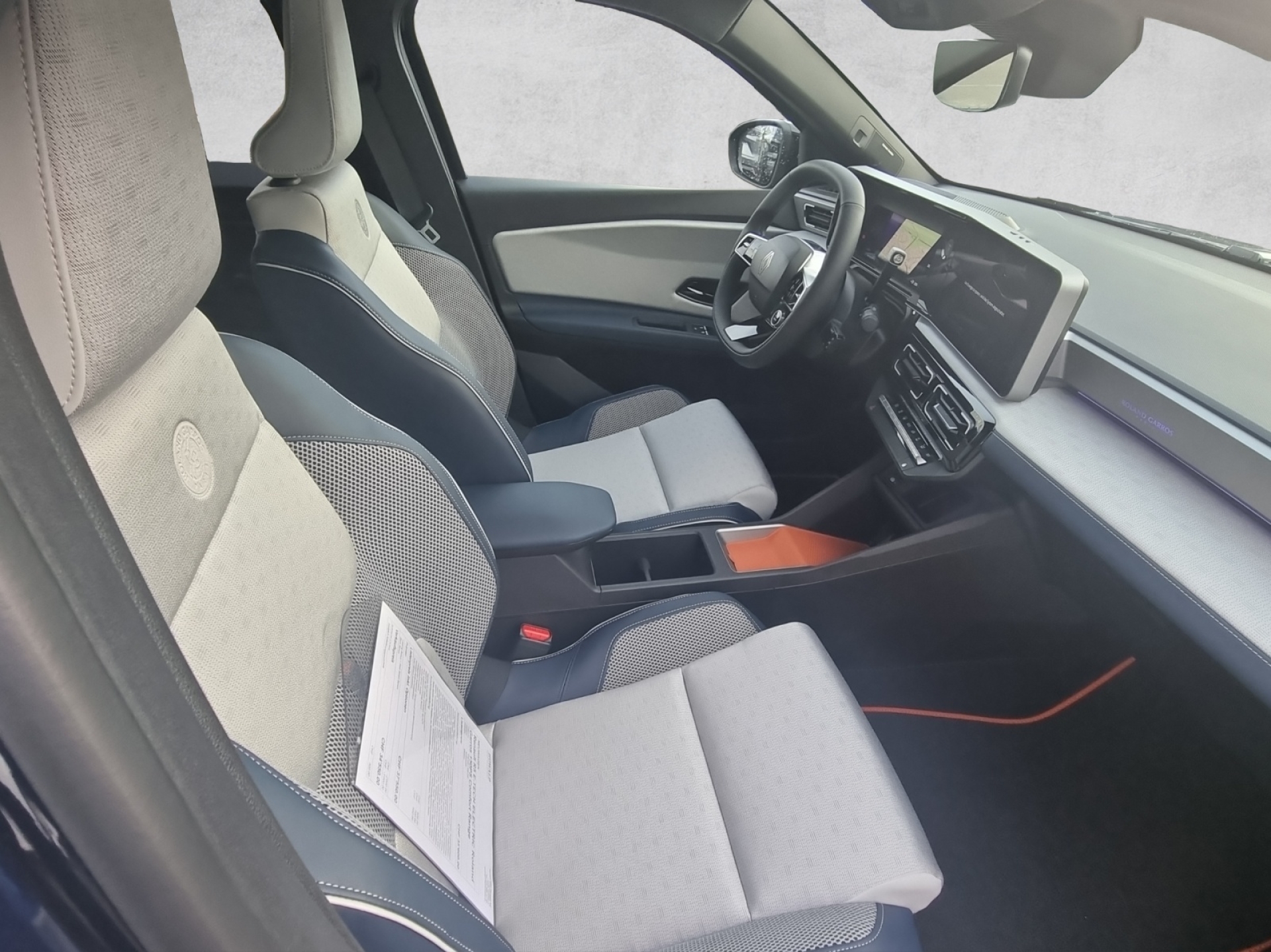 RENAULT R5 E-TECH ELECTRIC-image-11