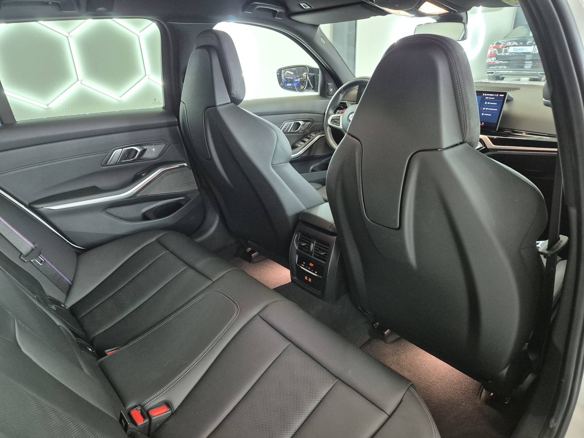 BMW M3 Touring xDrive Competition M-image-20