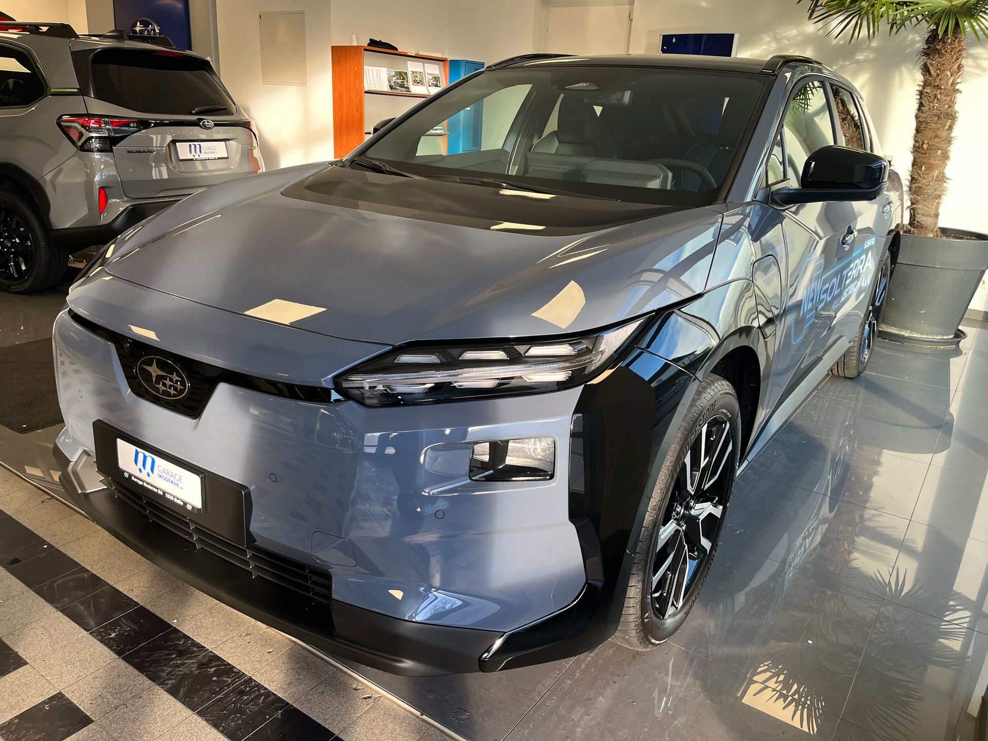 SUBARU Solterra eV Luxury AWD-image-1