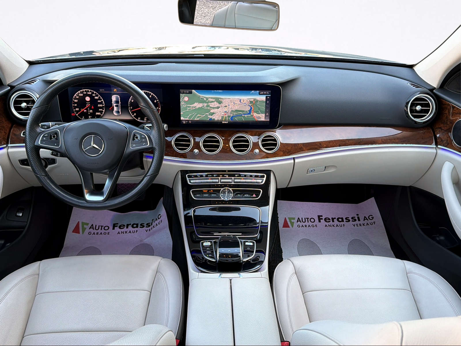 MERCEDES-BENZ E 400 AMG Line 4Matic 9G-Tronic-image-8