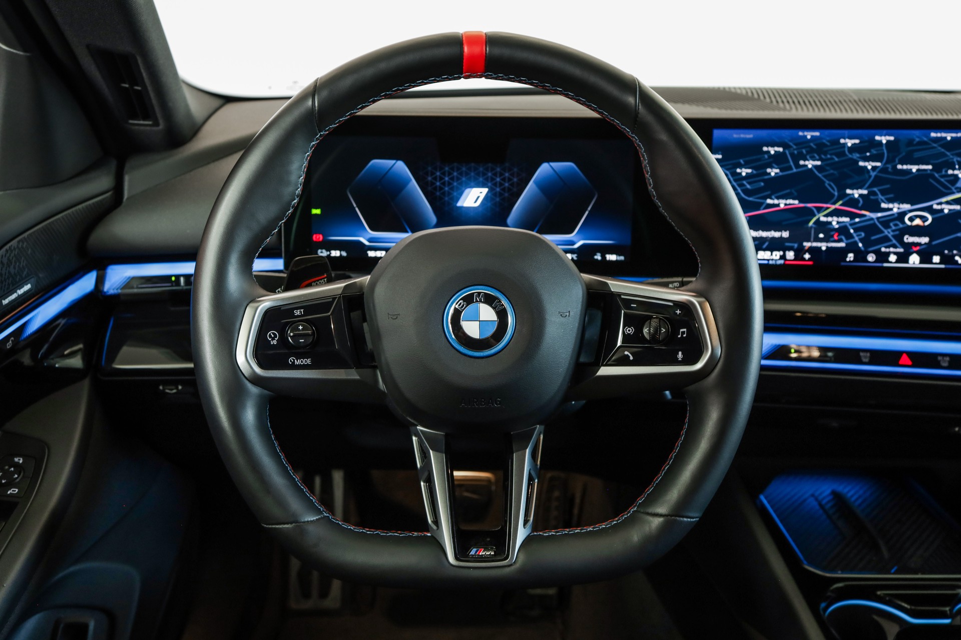 BMW i5 M60 Touring M Sport Pro-image-15