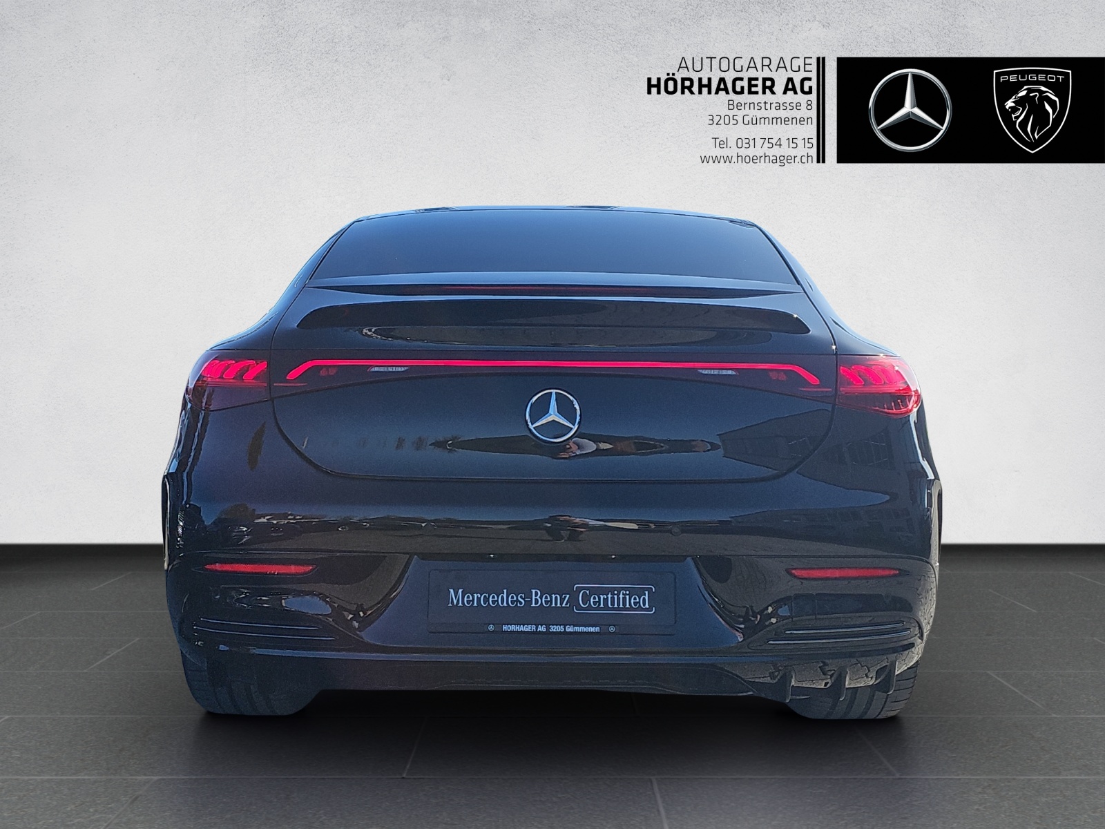 MERCEDES-BENZ EQE 350 4 Matic Executive Edition-showroom-element-3