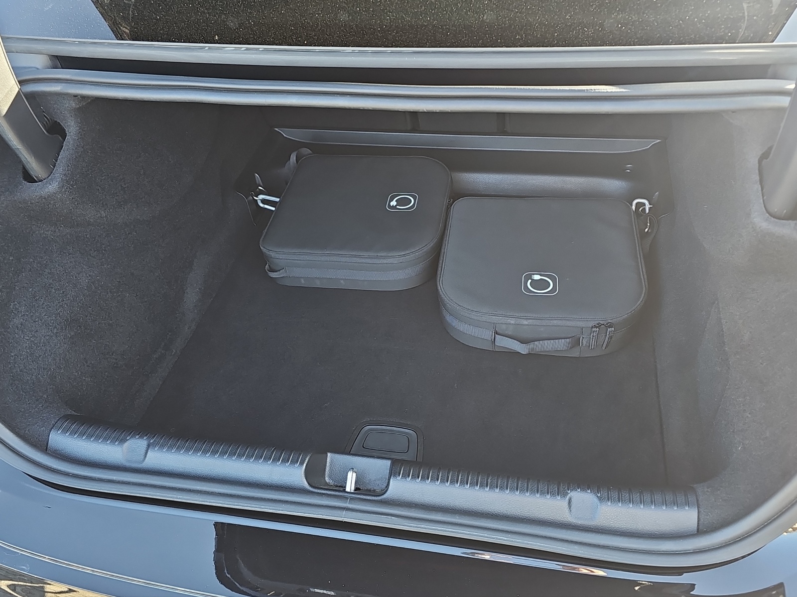 MERCEDES-BENZ EQE 350 4 Matic Executive Edition-image-15