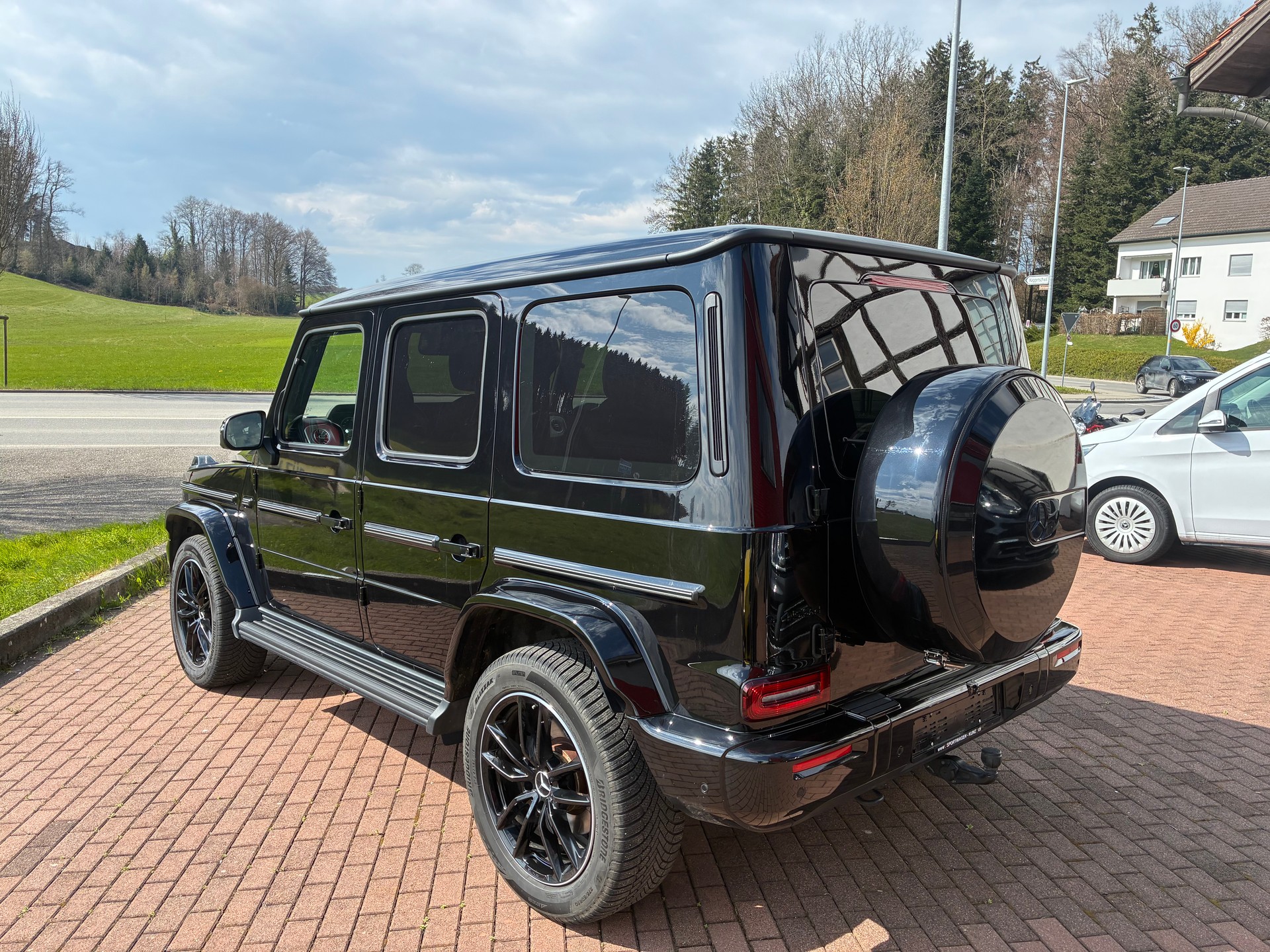 MERCEDES-BENZ G 450d 9G-Tronic-image-3