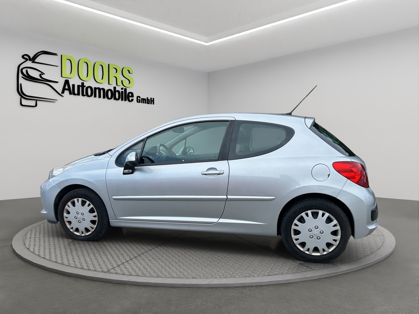PEUGEOT 207 1.6 16V Turbo GT 150-image-6