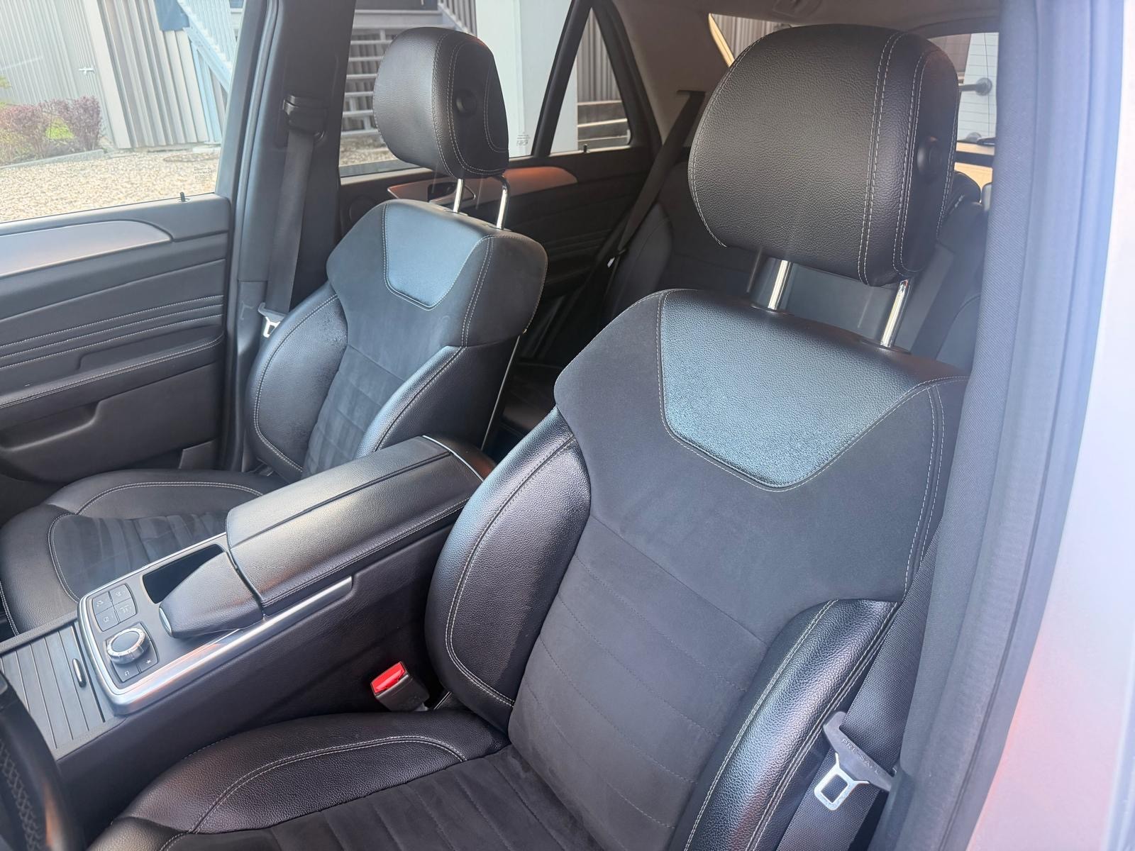 MERCEDES-BENZ ML 350 BlueTEC Executive 4Matic 7G-Tronic-image-7
