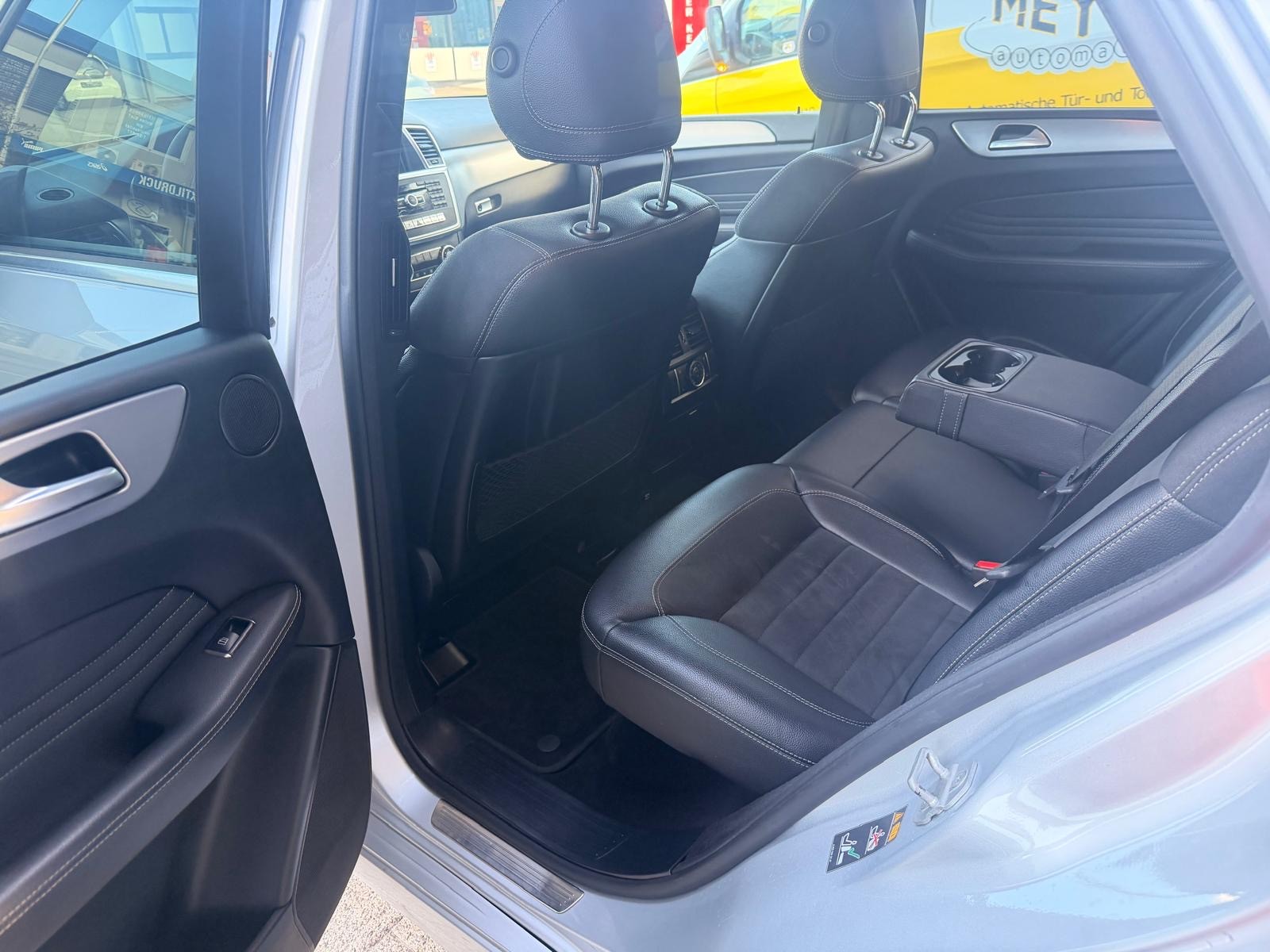 MERCEDES-BENZ ML 350 BlueTEC Executive 4Matic 7G-Tronic-image-11